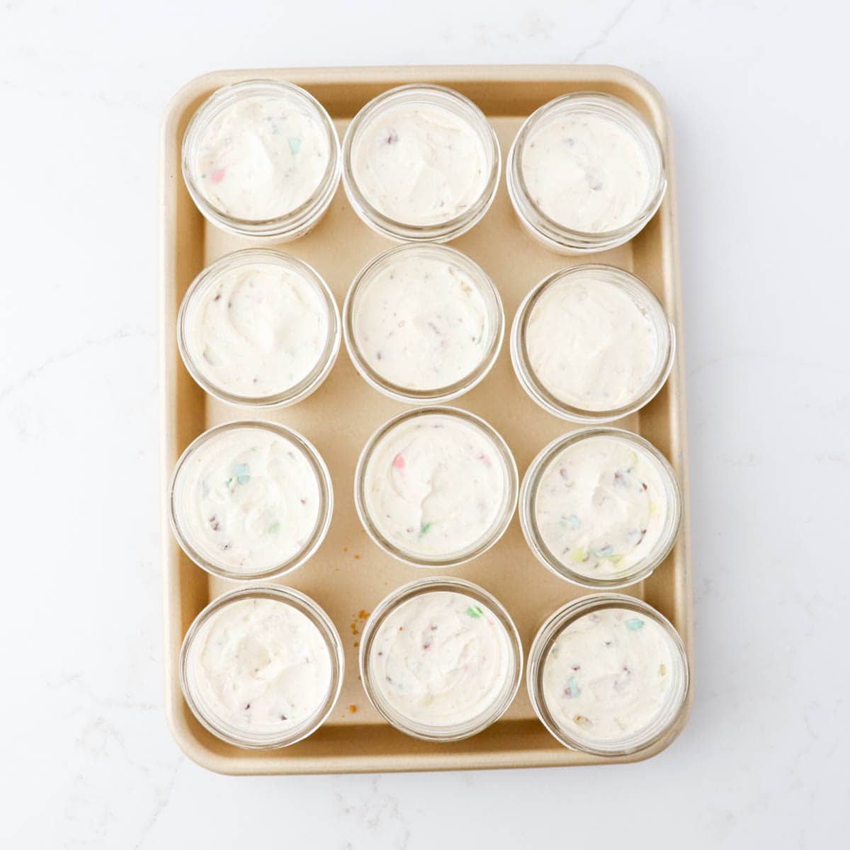 No-Bake Mini Egg Cheesecakes in a Jar