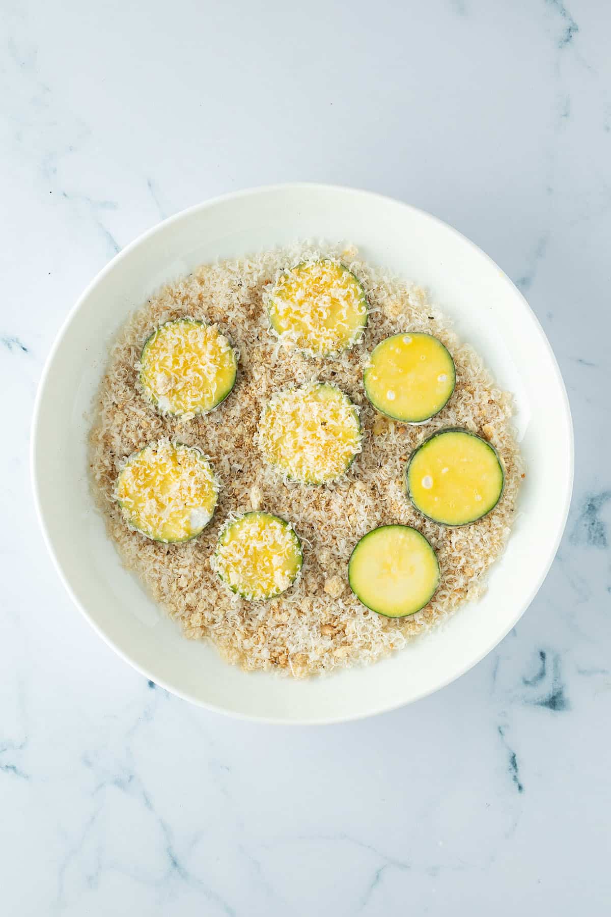 Crispy Parmesan Baked Zucchini Chips