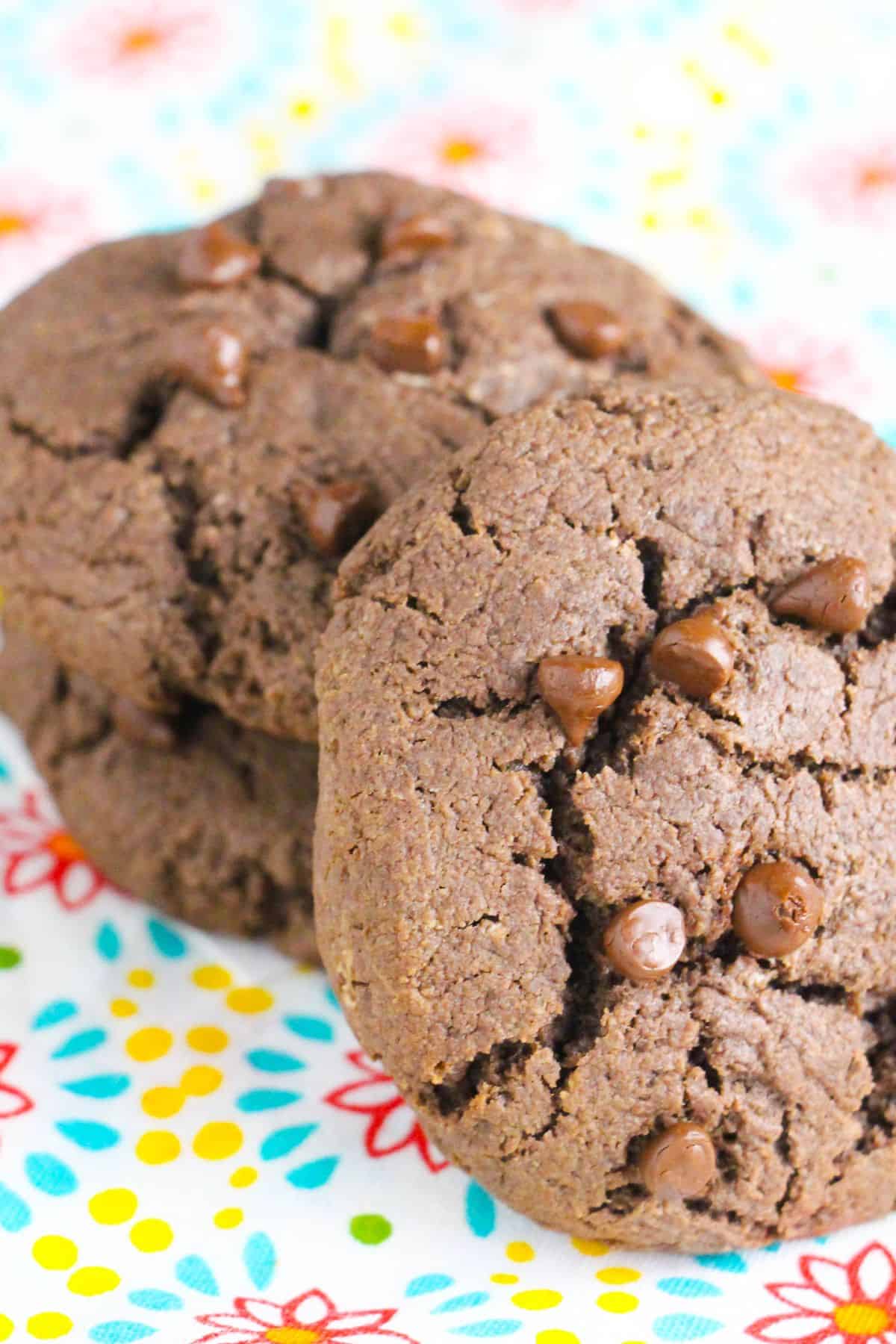 Chocolate Stuffed Cookies