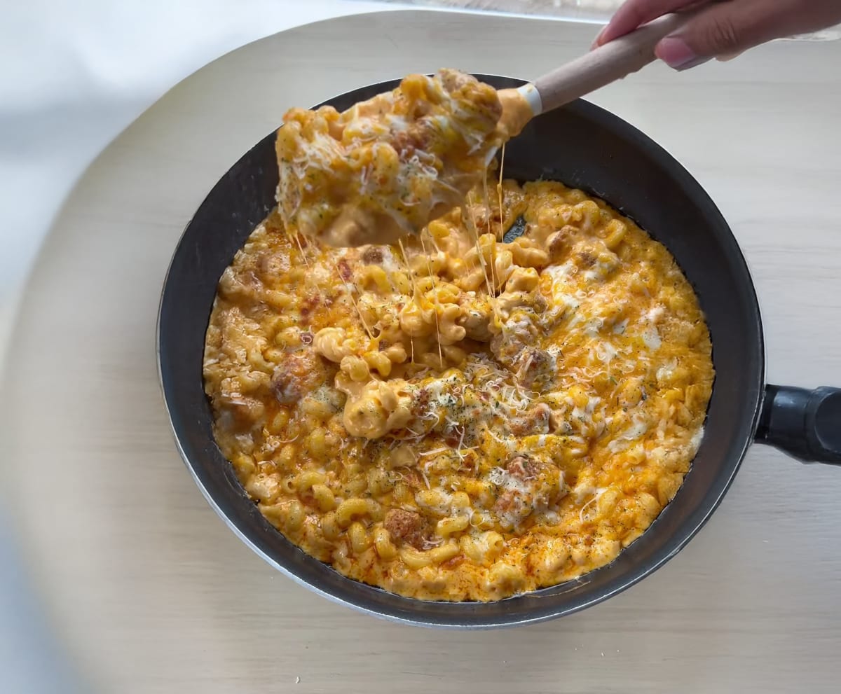 Buffalo Chicken Mac & Cheese