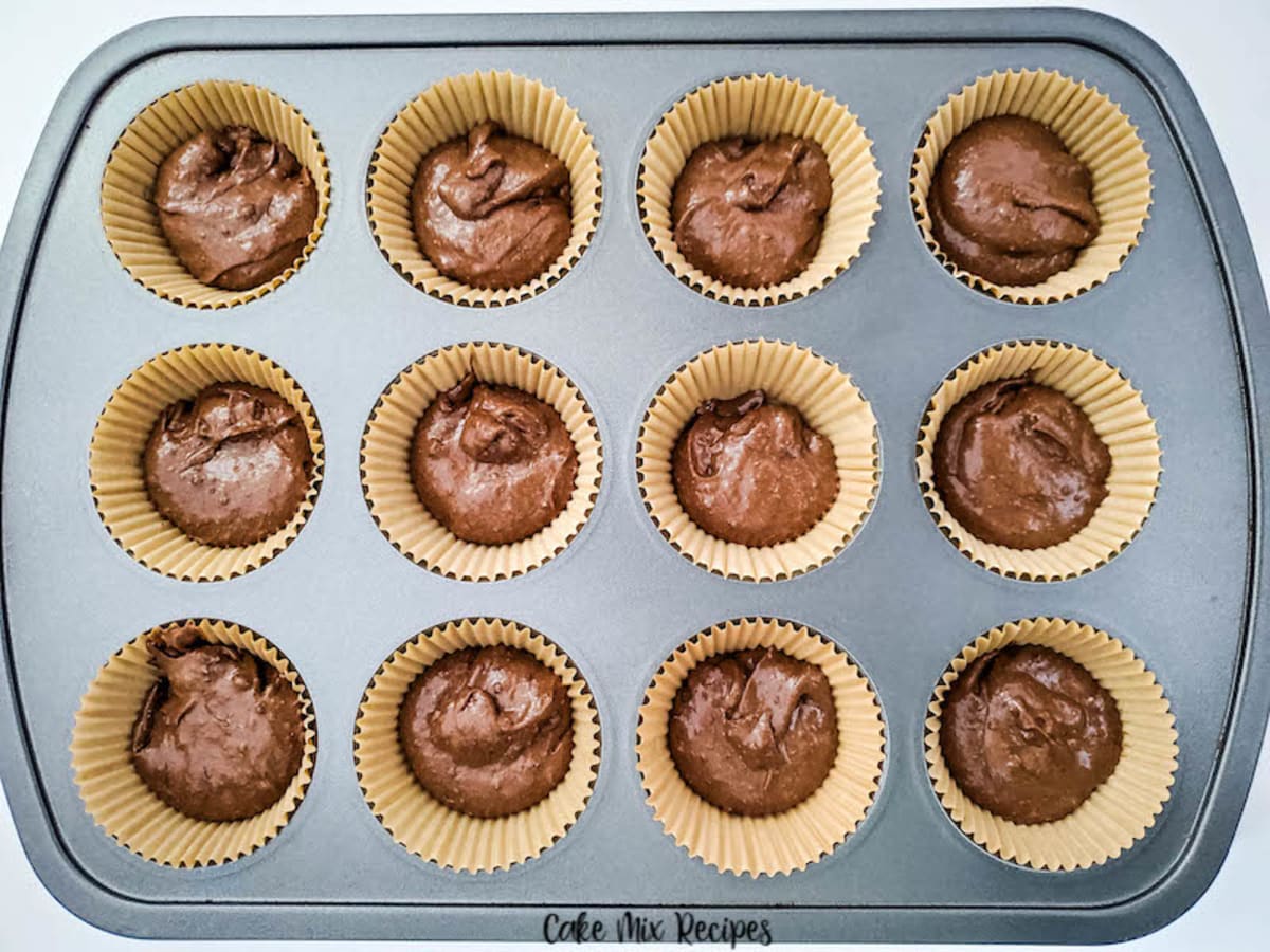 Chocolate Root Beer Cupcakes