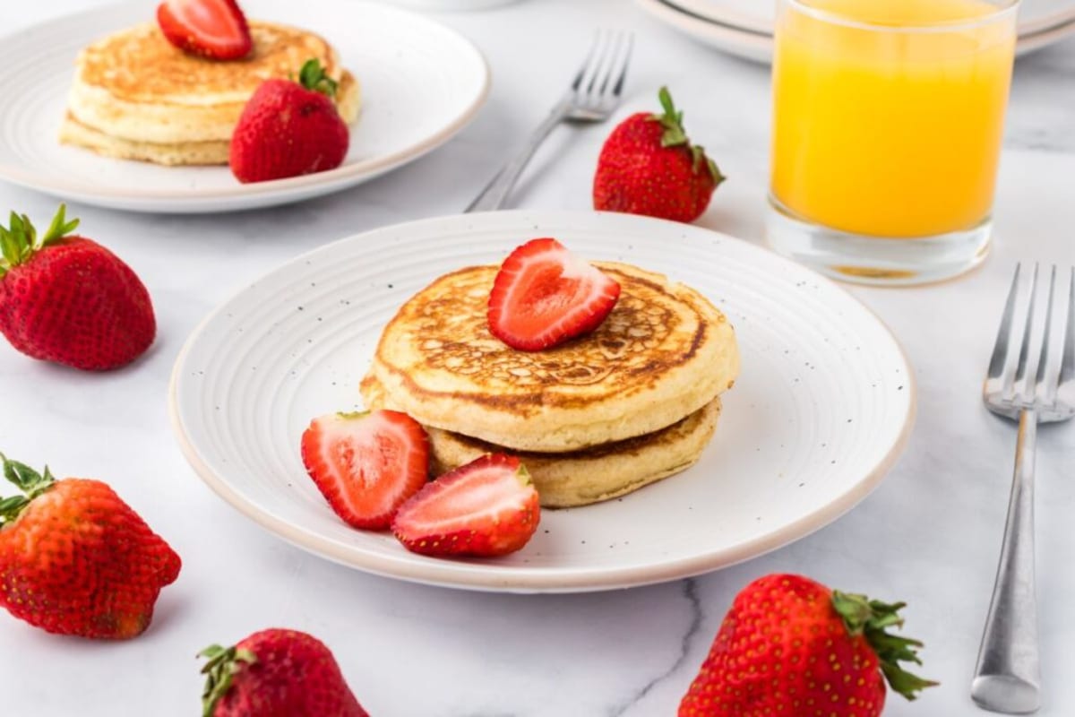 Sweet Milk Griddle Cakes