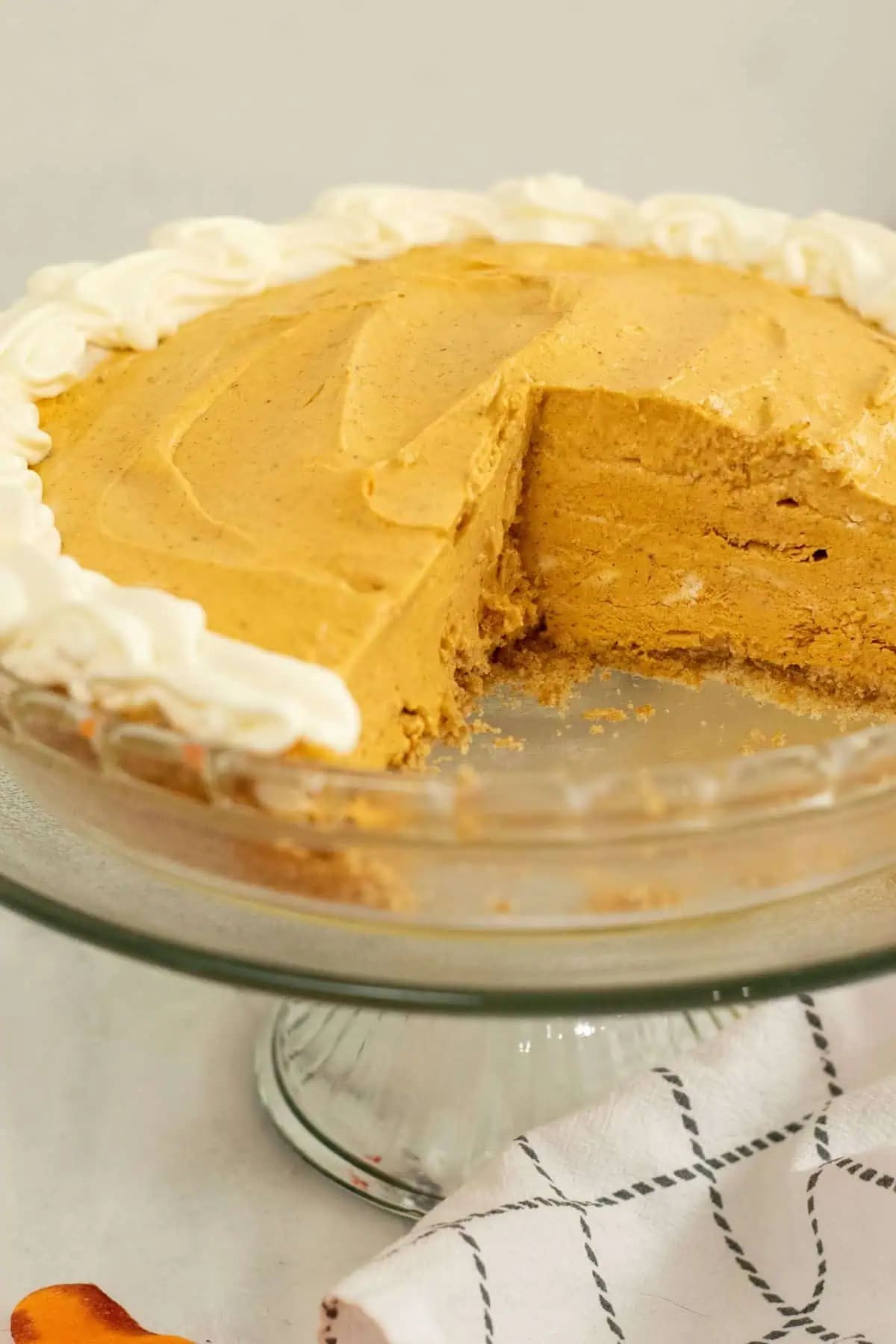 Cream Cheese Pumpkin Pie with Gingersnap Crust