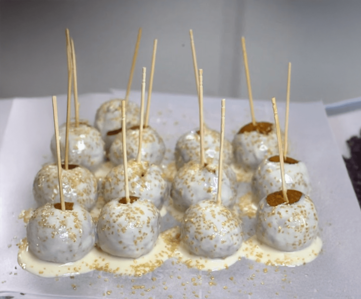 Healthier Pumpkin Cake Pops