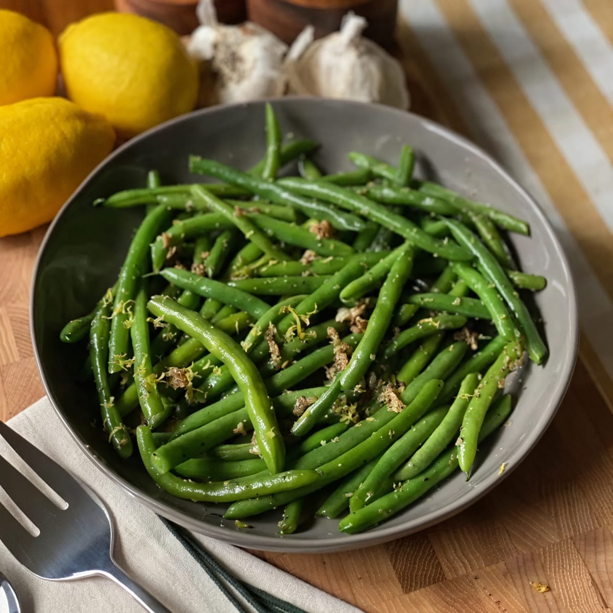 10-Minute Garlicky Green Beans