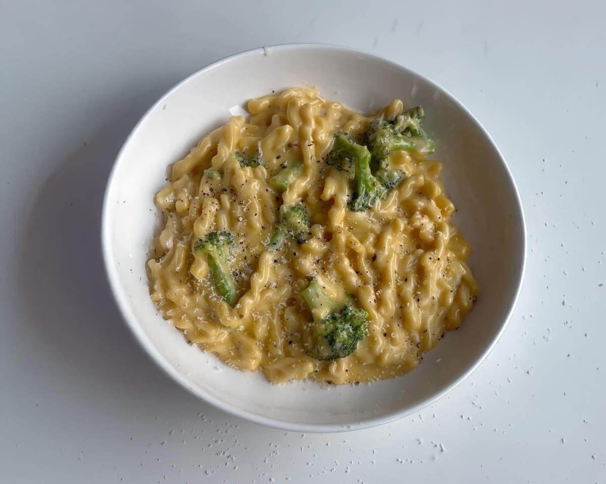 Broccoli Cheddar Pasta