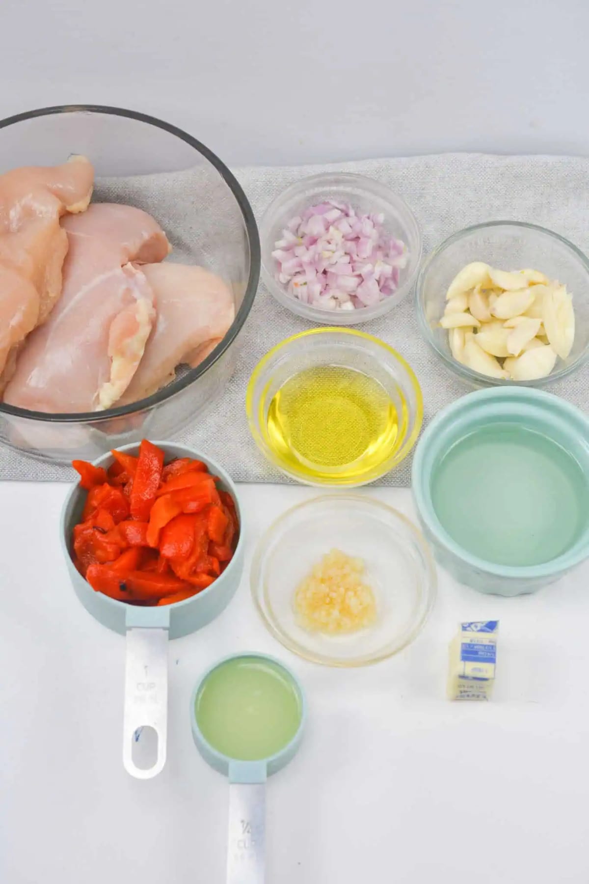 Chicken with Roasted Red Pepper Cream Sauce