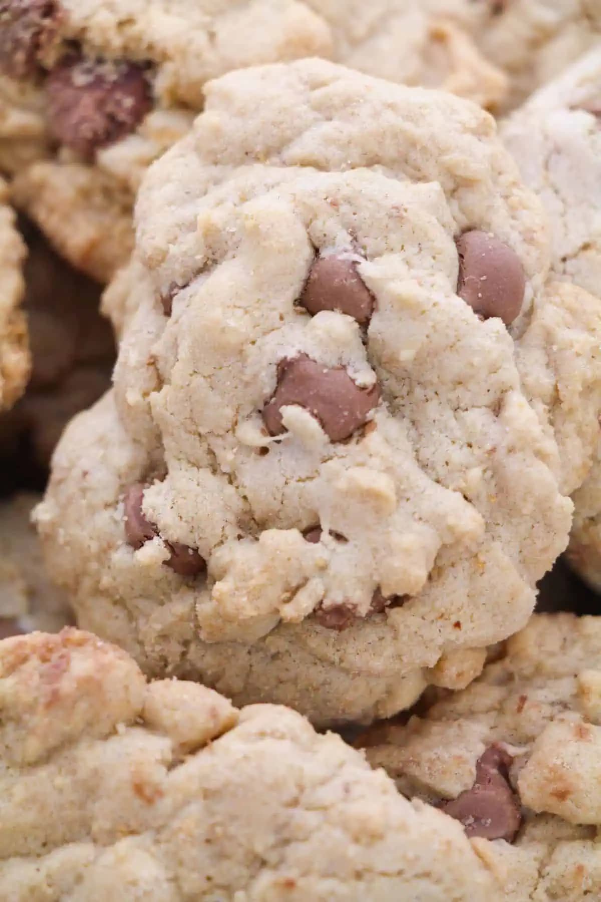 Soft Chocolate Chip Cookies