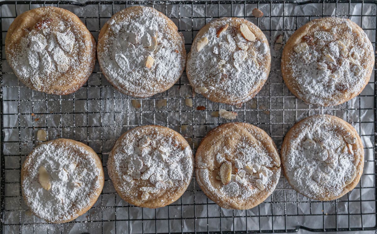 Almond Croissant Cookies