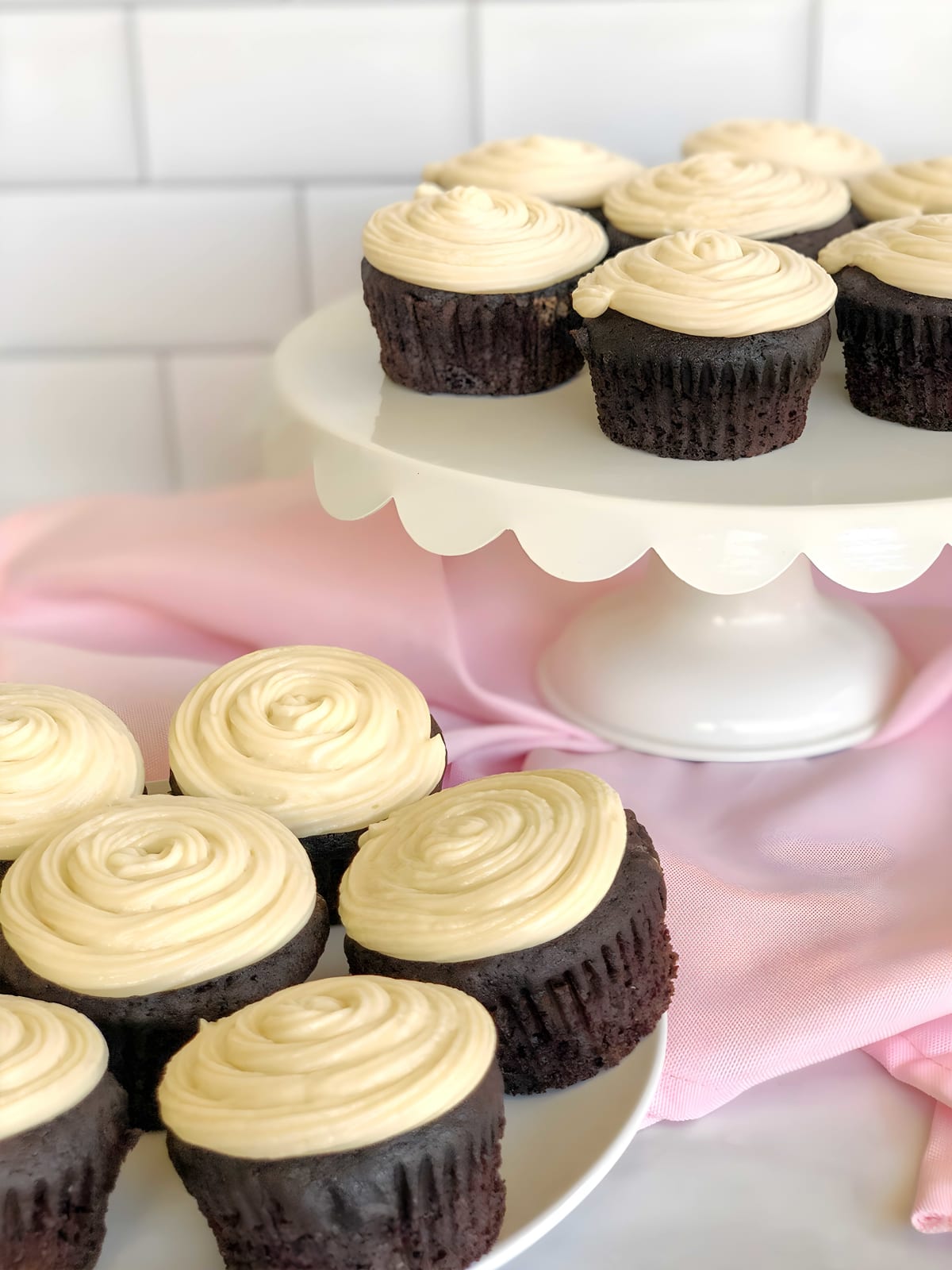 Easy Vegan Chocolate Cupcakes