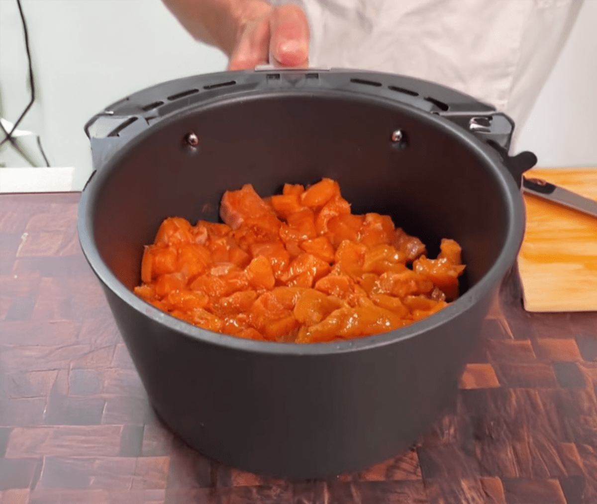 High Protein Low Cal Sriracha Honey Glazed Salmon Bowls