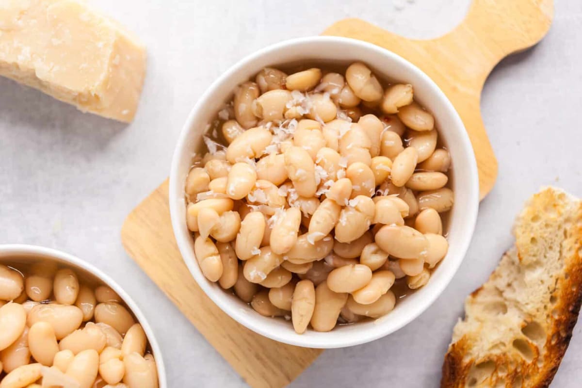 Simple Stovetop Great Northern Beans