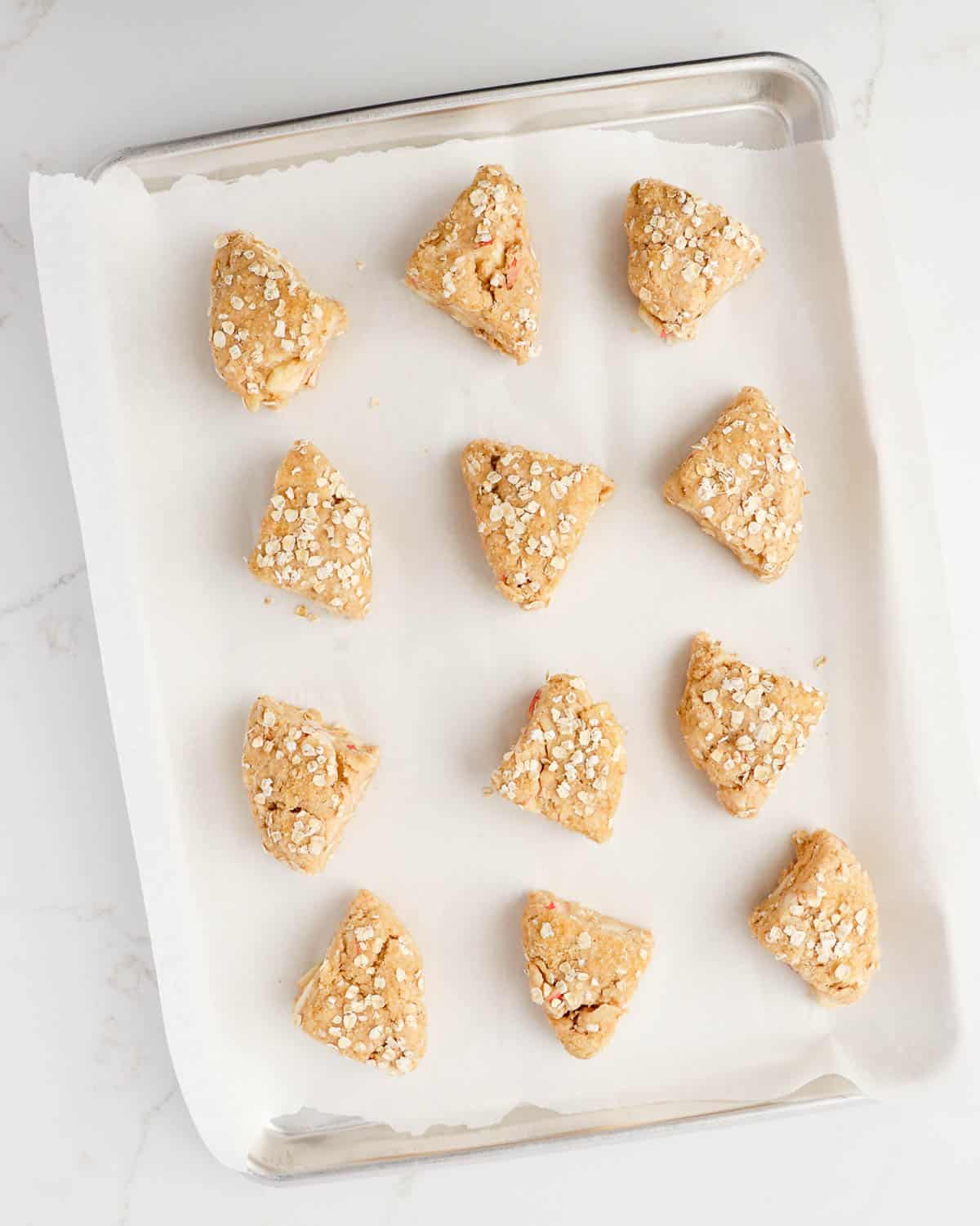 Apple Cinnamon Oatmeal Scones