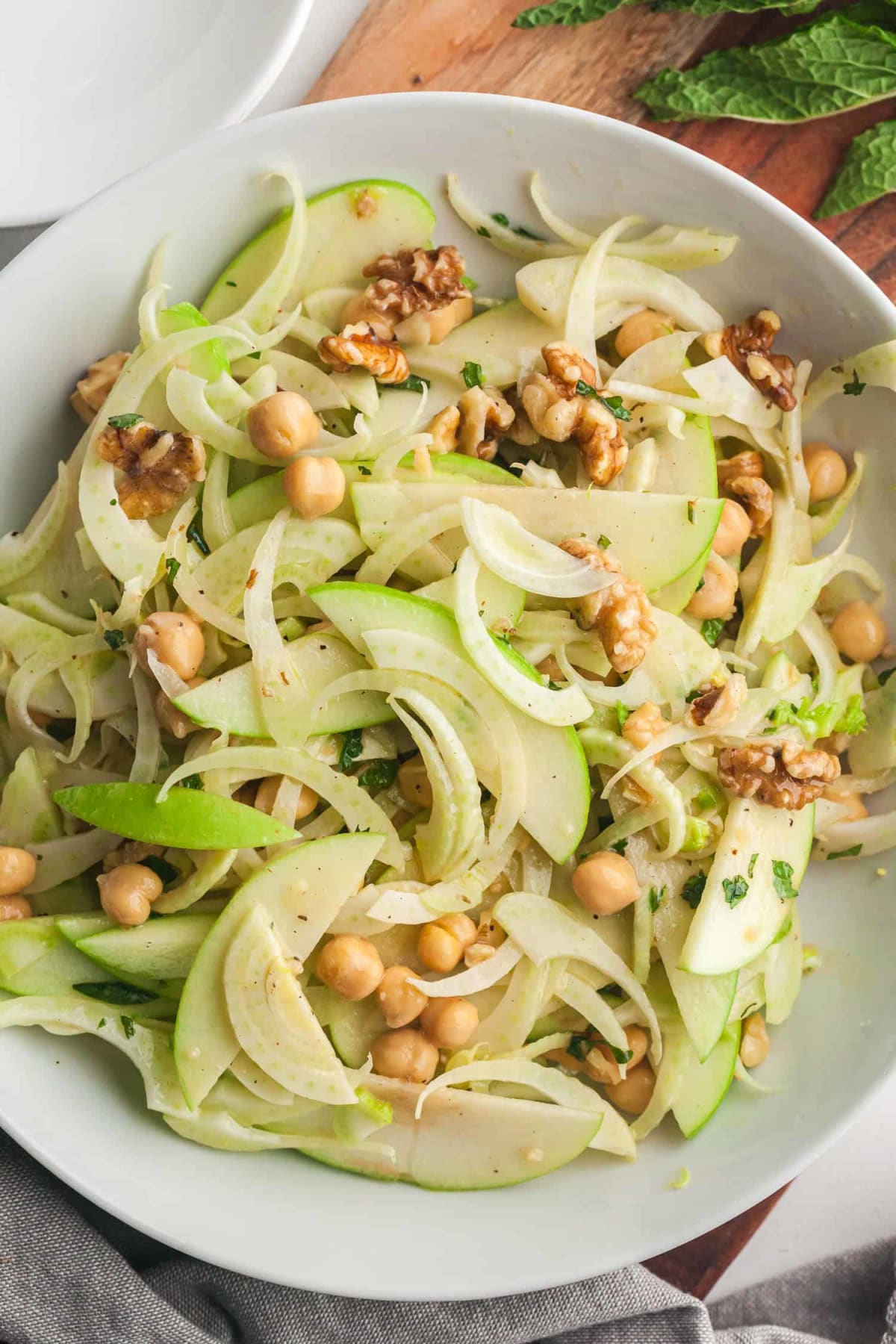 Apple Fennel Slaw