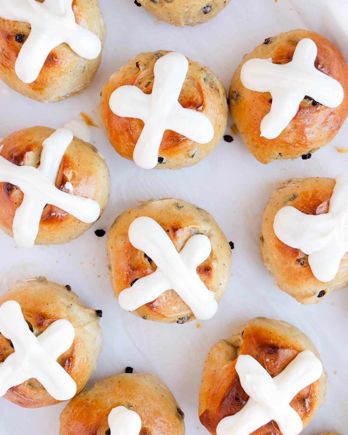 Currant Hot Cross Buns with Icing