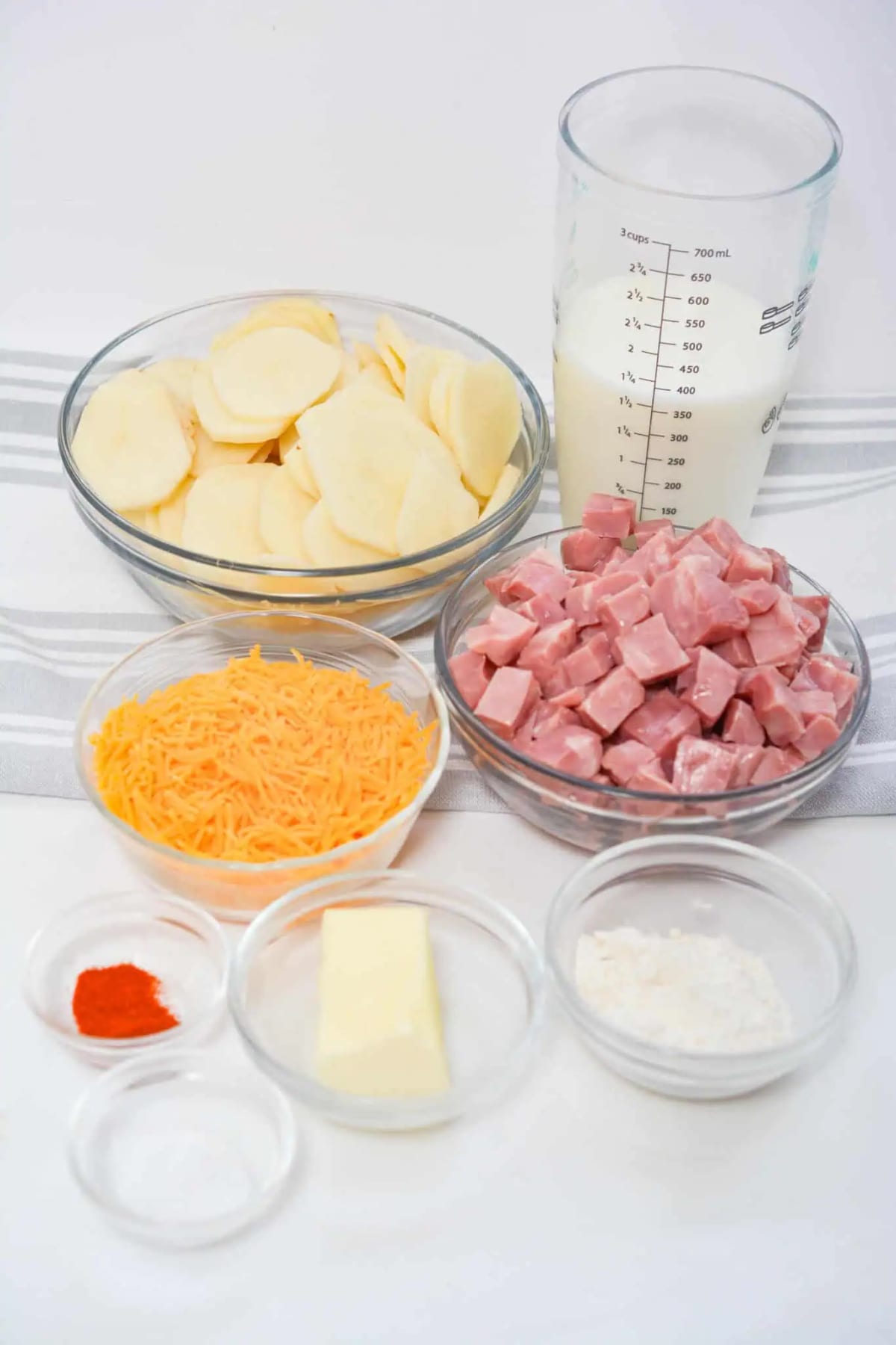 Cheesy Ham and Potato Casserole