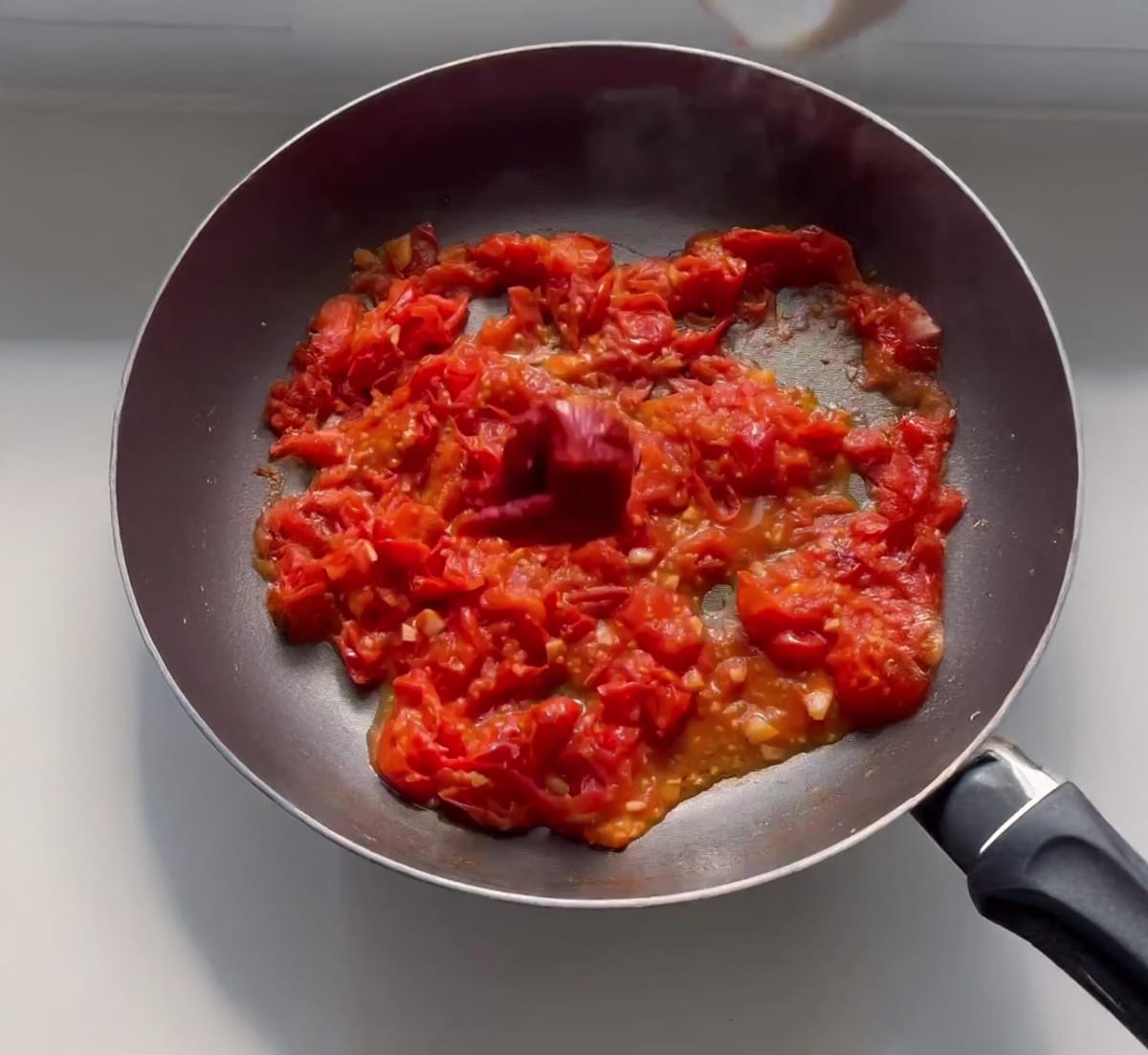 Creamy Tomato Rigatoni