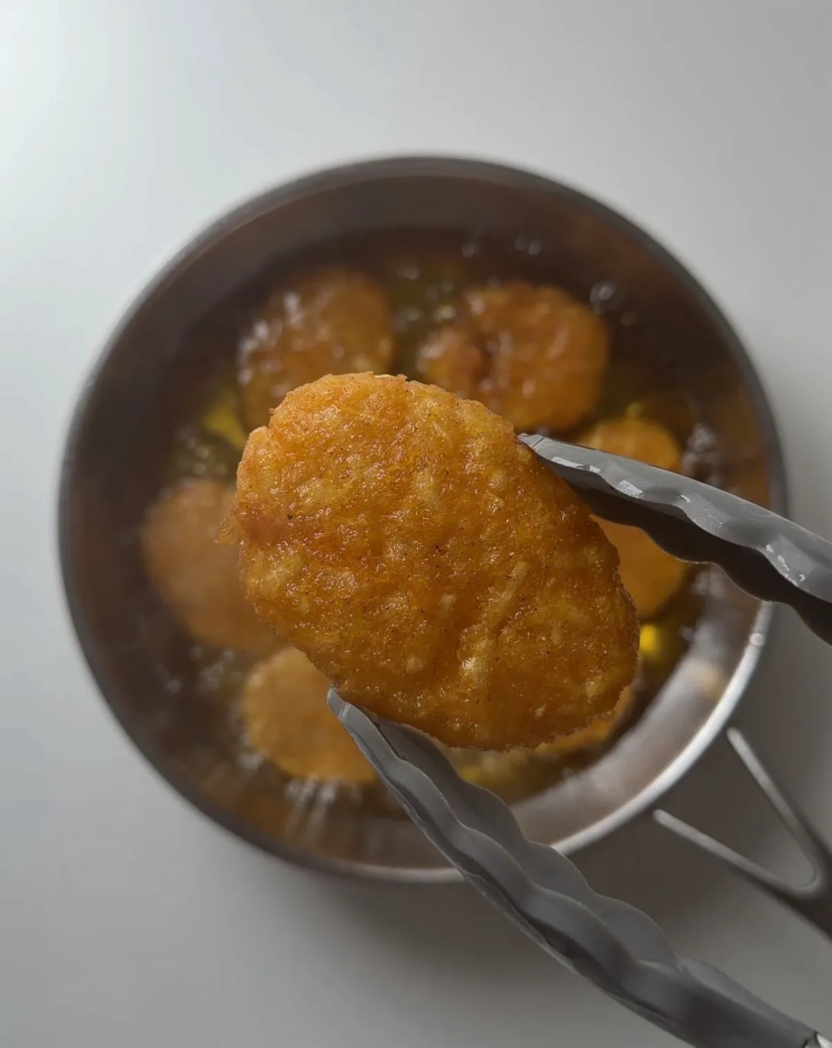 Classic Hashbrowns with Homemade Ranch Sauce