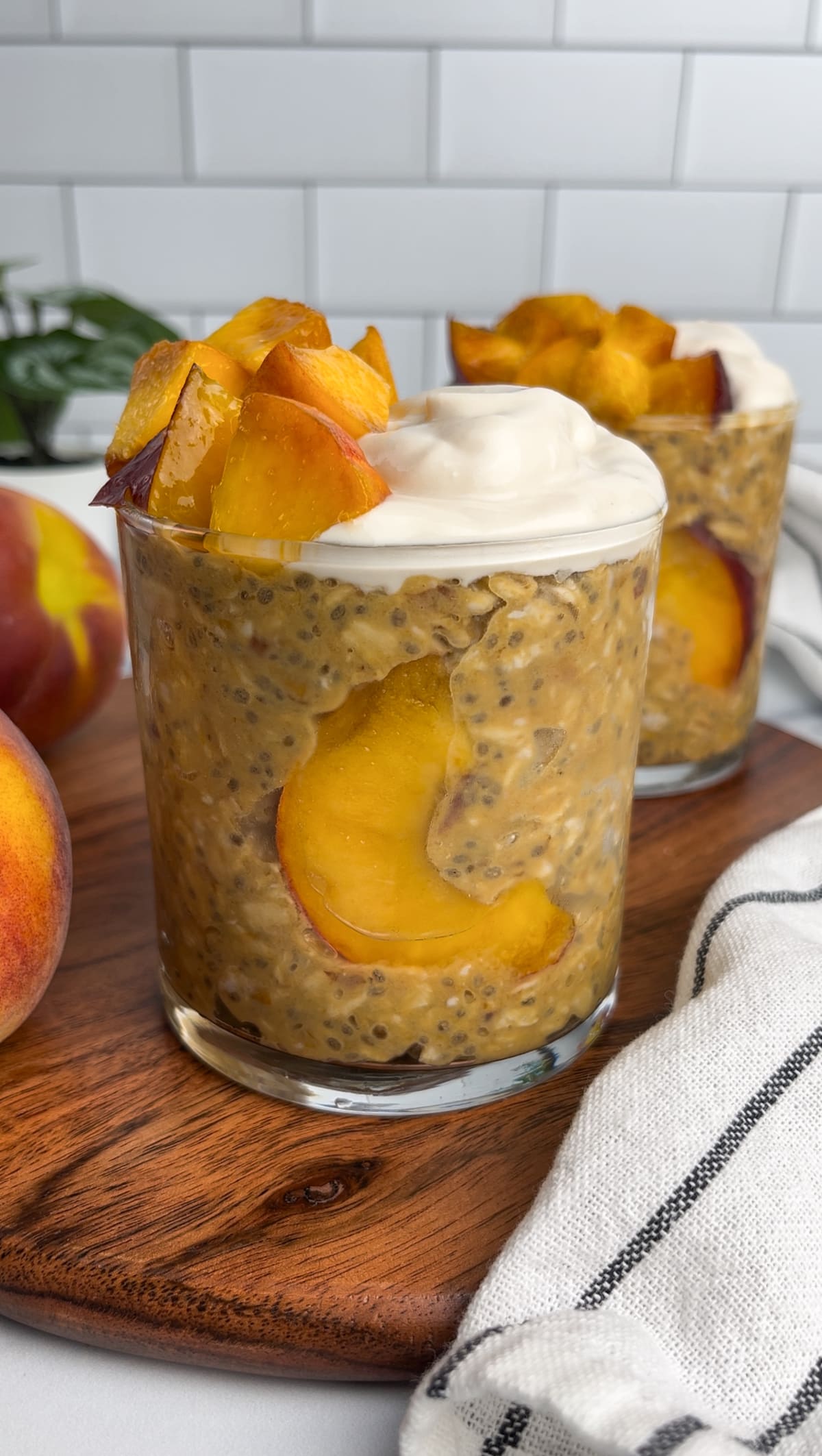 Peaches & Cream Overnight Oats