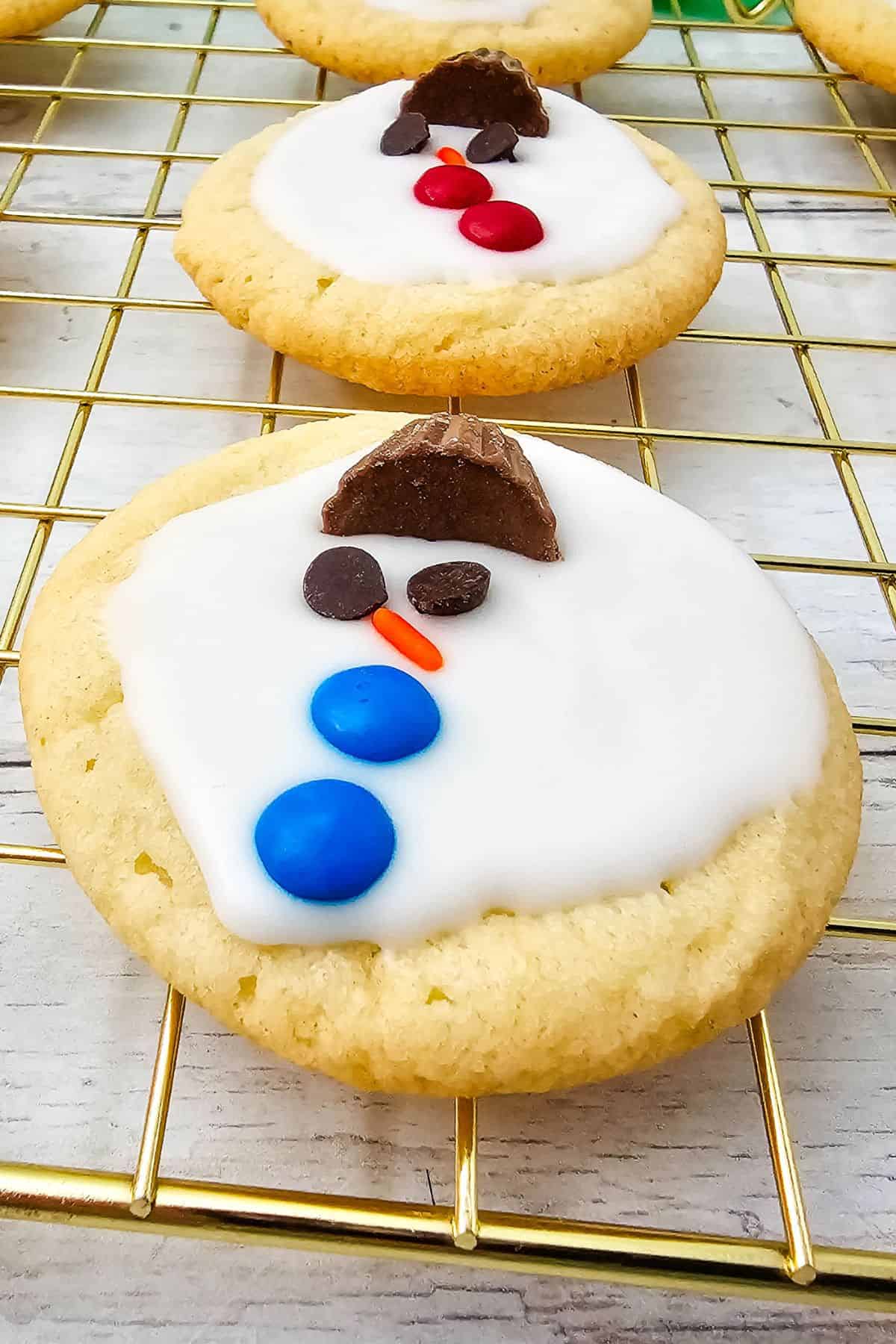 Melting Snowman Cookies