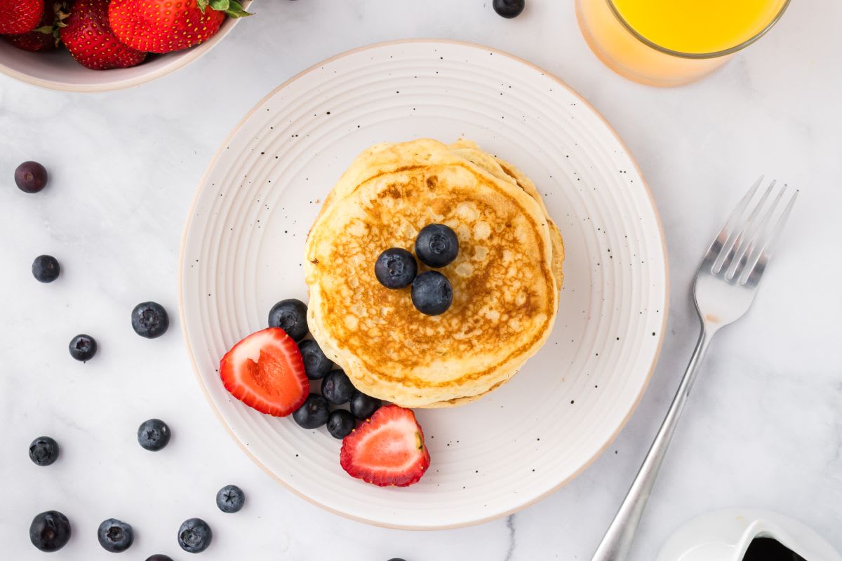 Sweet Milk Griddle Cakes