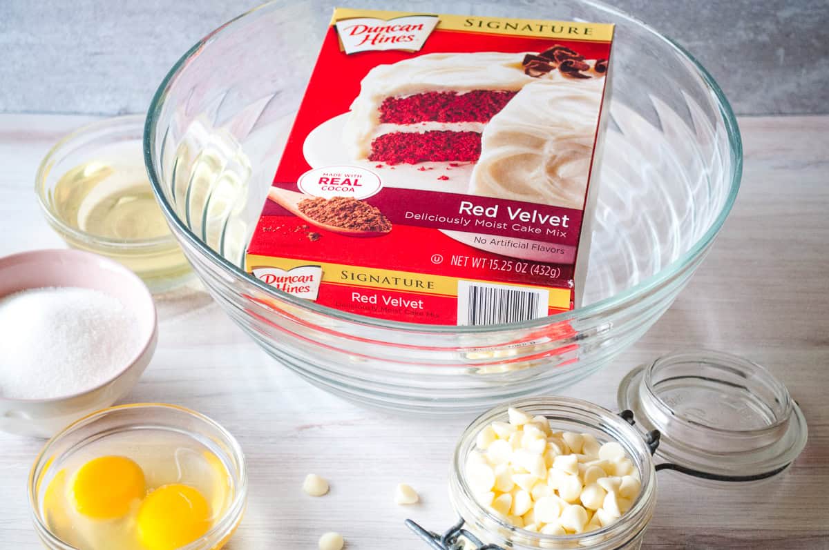 Red Velvet Cake Crinkle Cookies