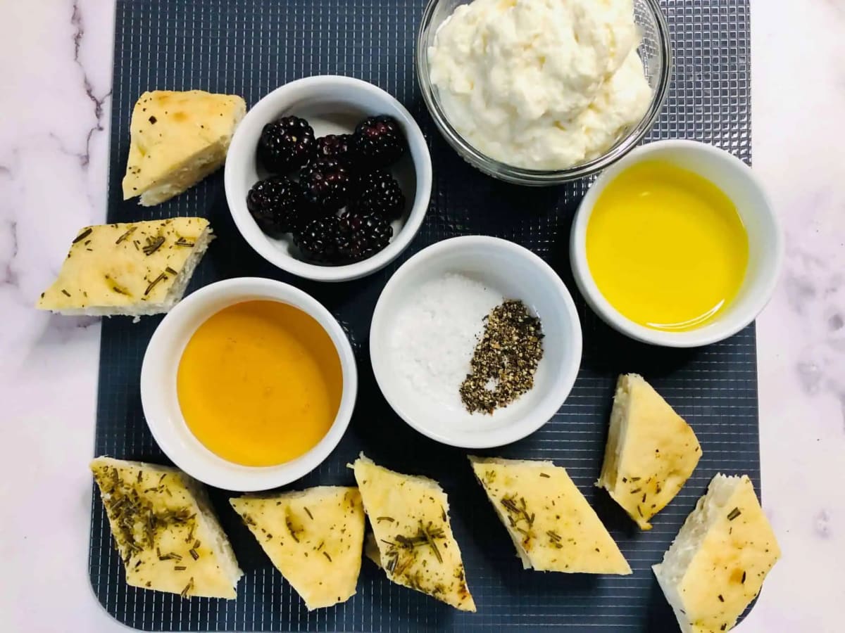 Whipped Ricotta Dip with Honey
