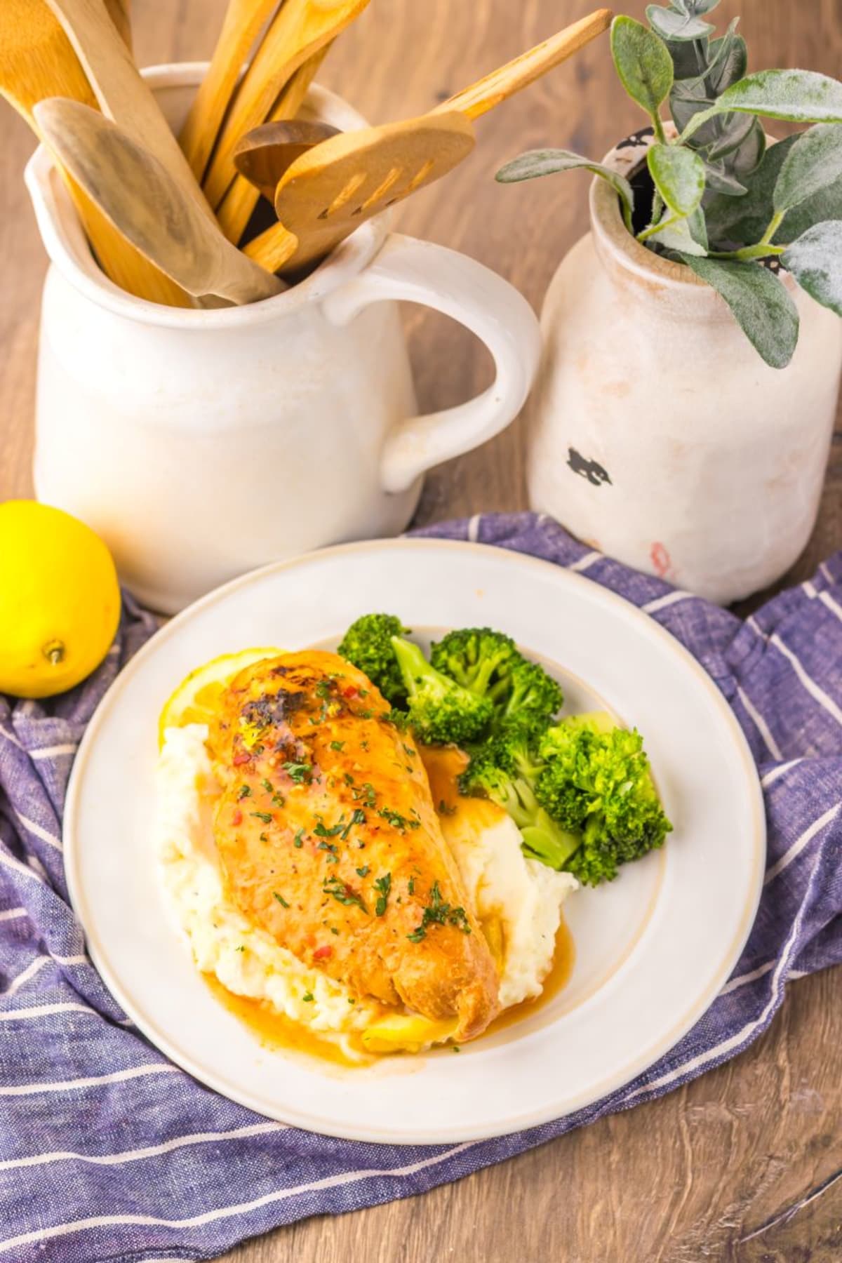 Slow Cooker Lemonade Chicken