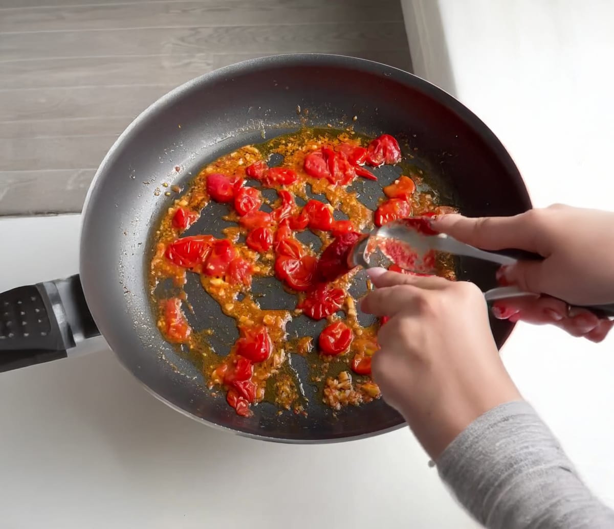 Tomato Basil Vodka Shells