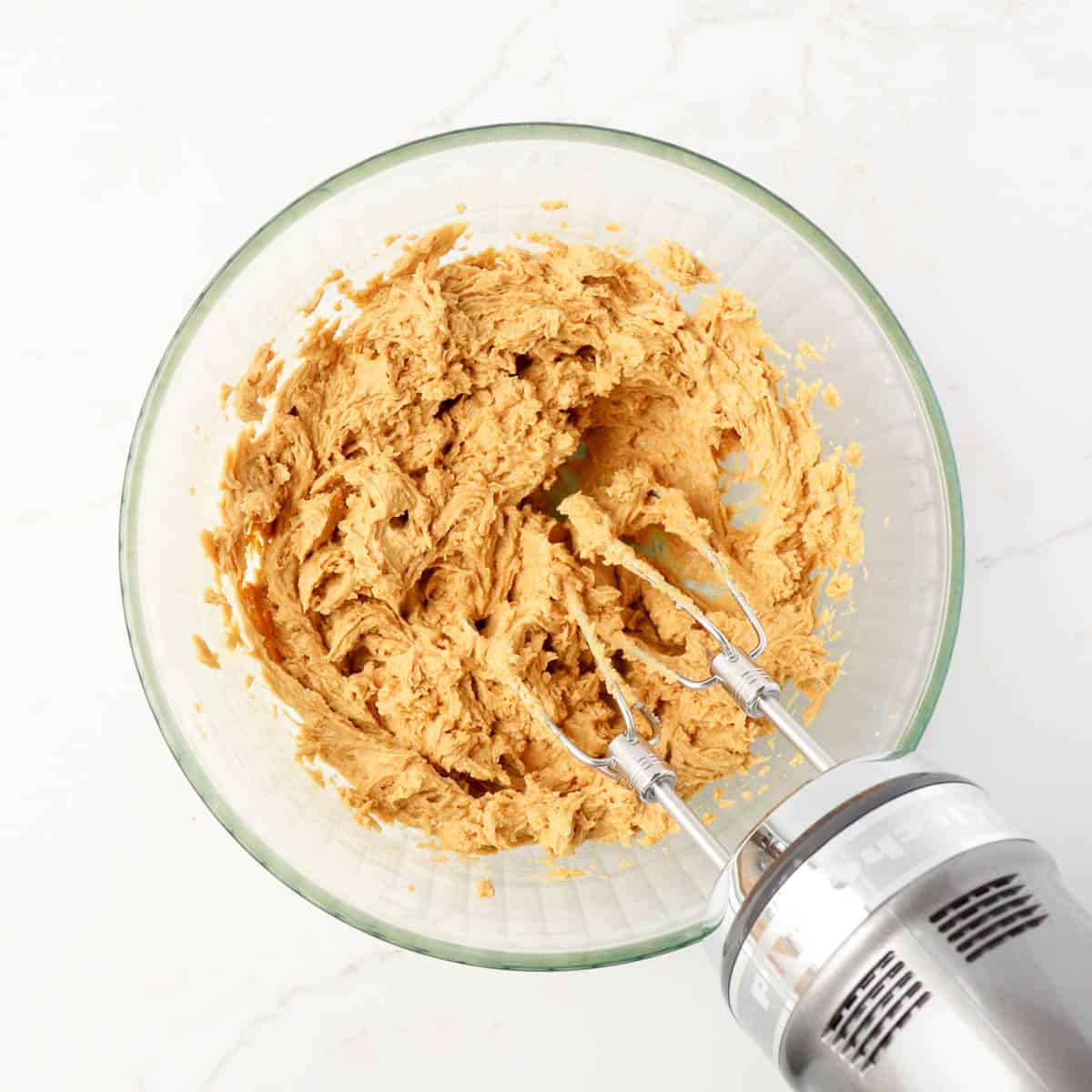 Chewy & Spicy Ginger Molasses Cookies