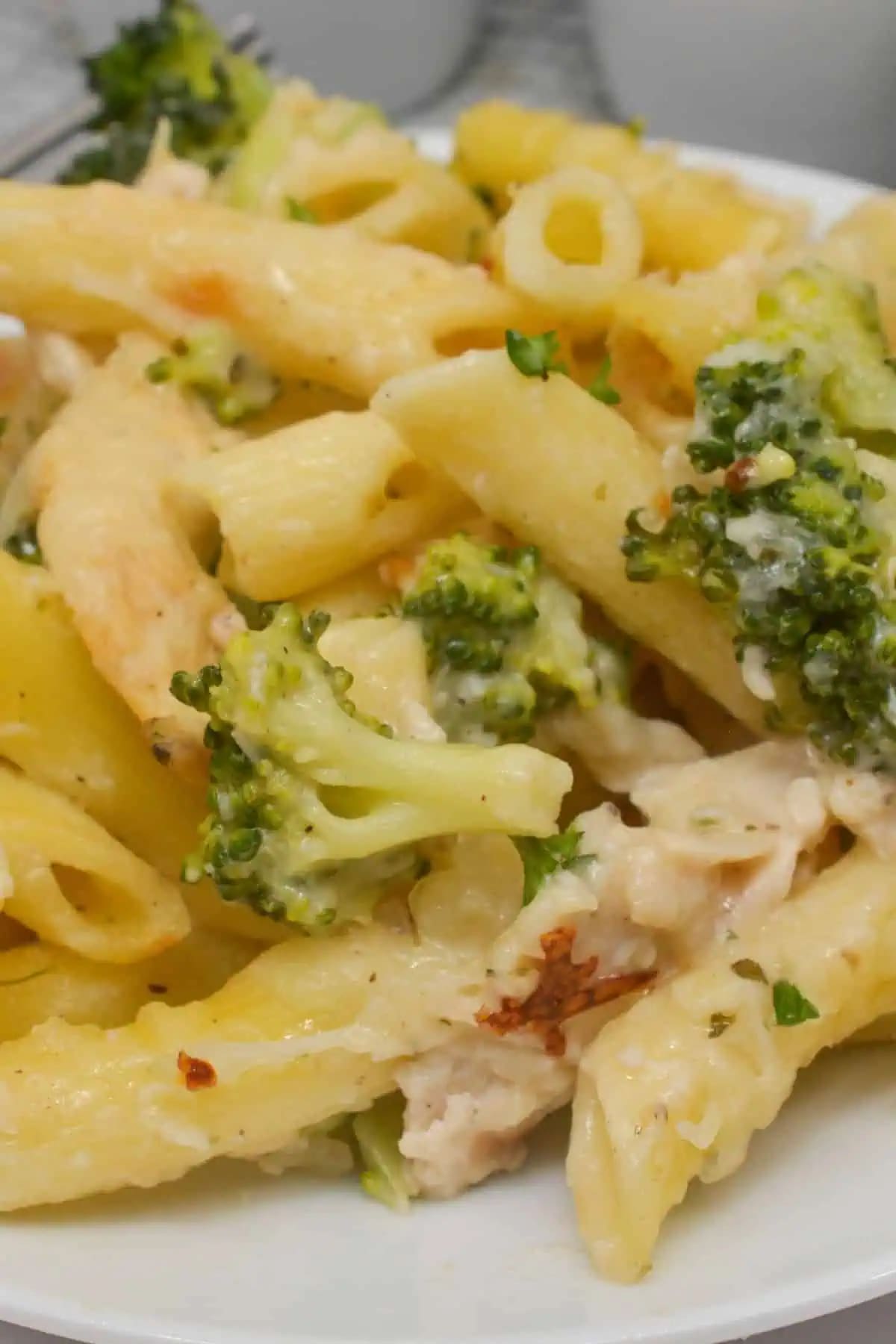Baked Chicken and Broccoli Alfredo