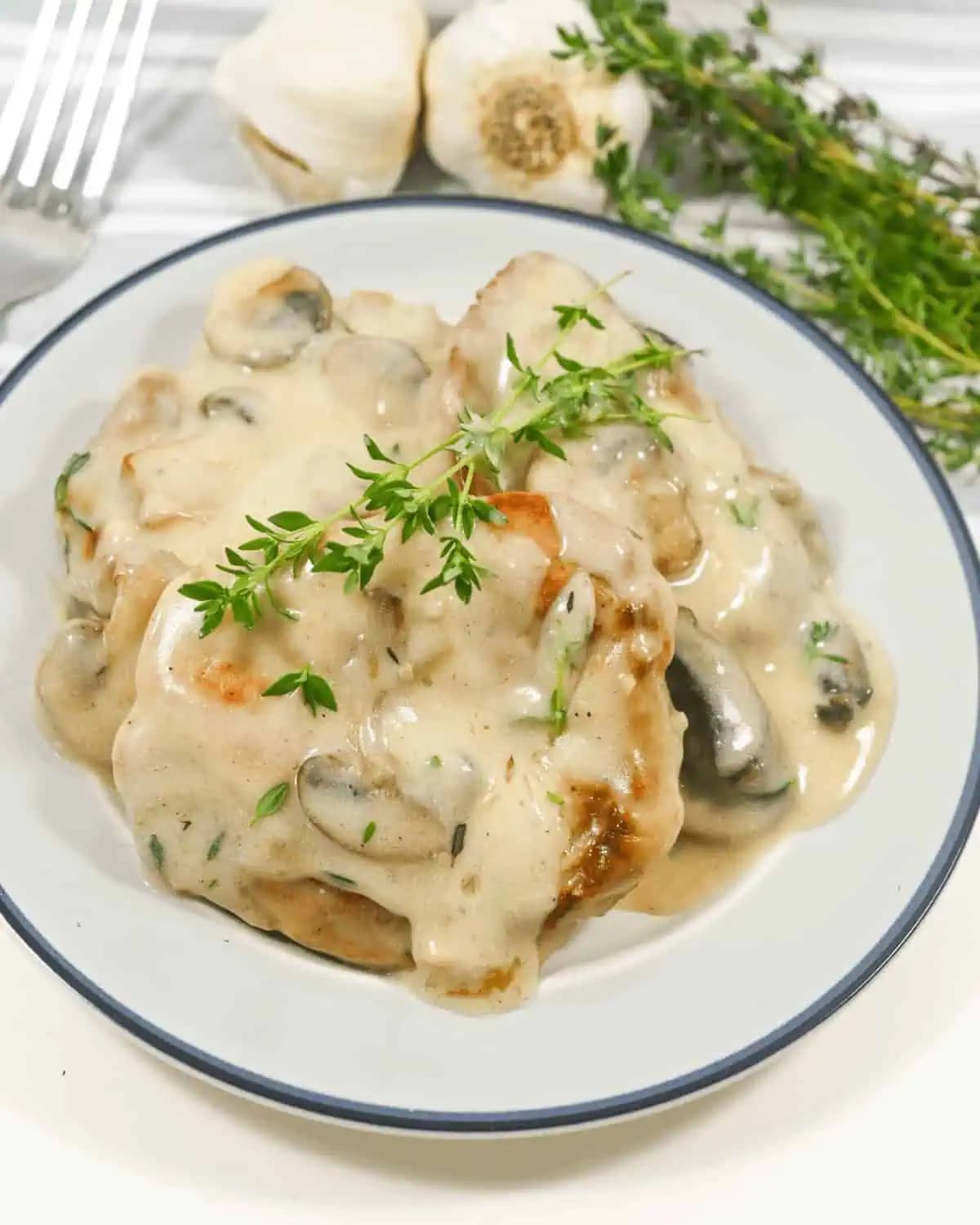 Pork Chops with Mushroom Gravy