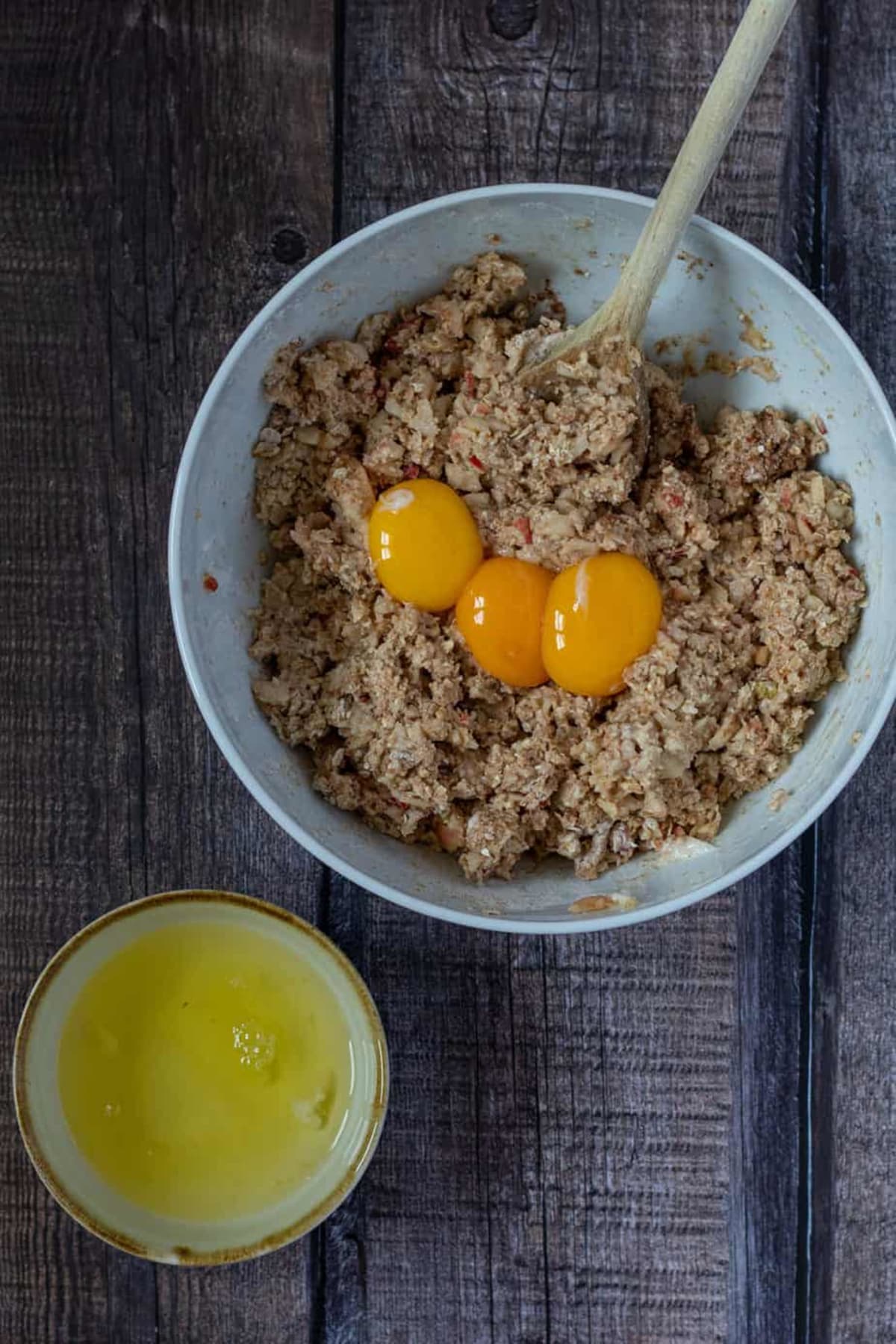 Healthy Apple Bread with Cinnamon