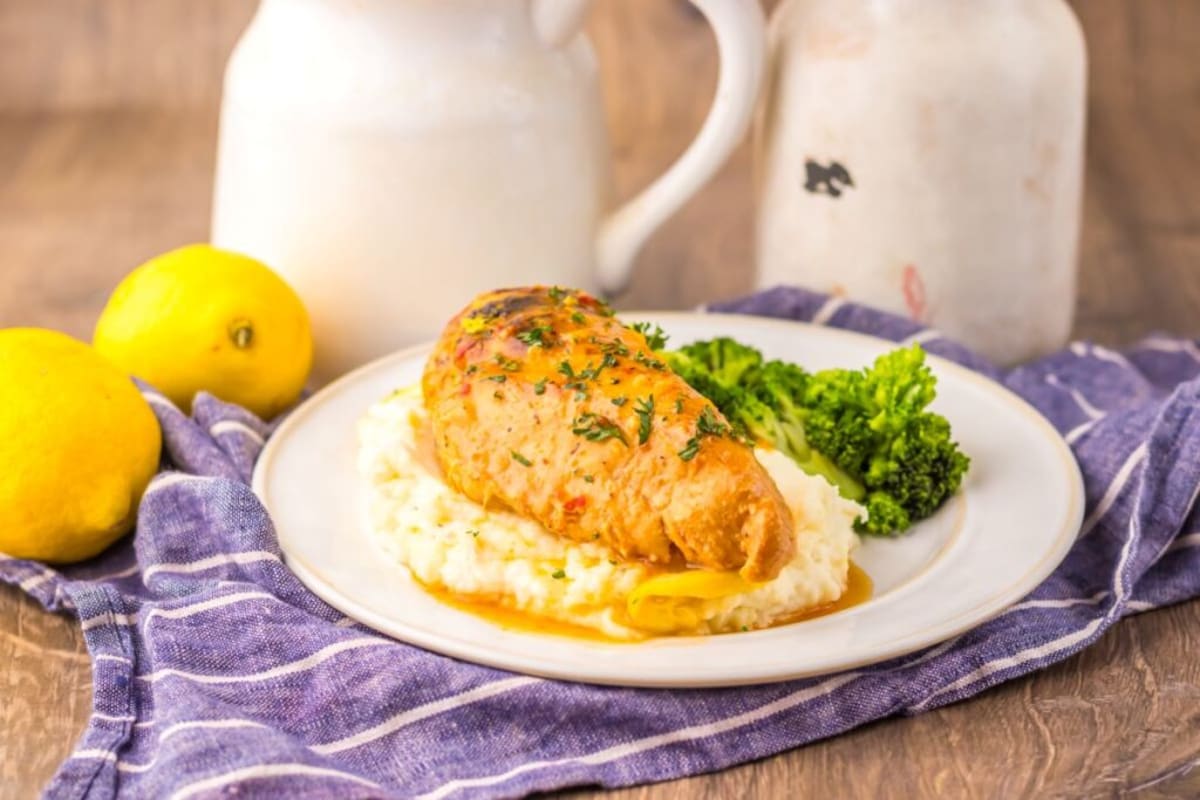 Slow Cooker Lemonade Chicken