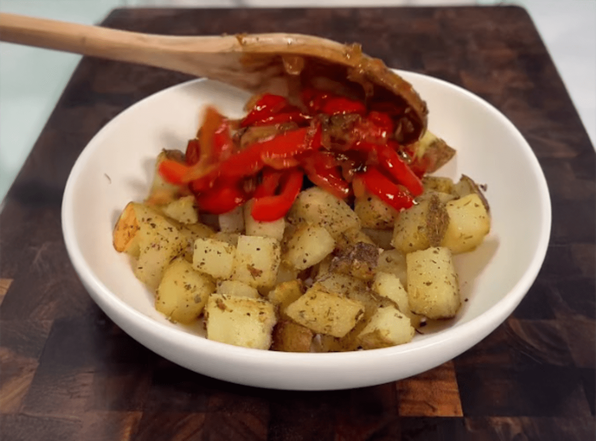 High Protein Steak Bowl with Garlic Herb Yogurt Drizzle