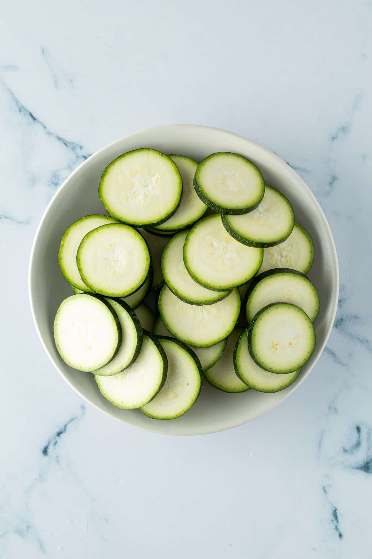 Crispy Parmesan Baked Zucchini Chips