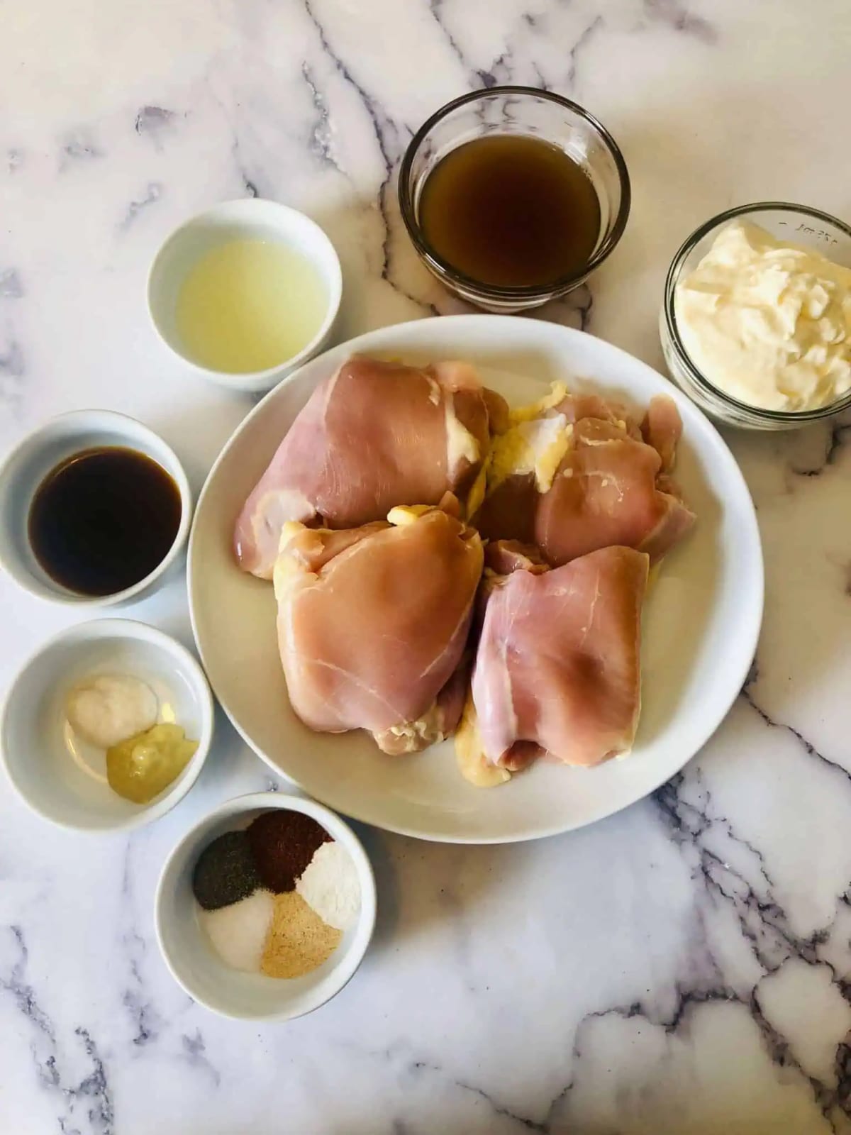 Chicken with White Barbecue Sauce