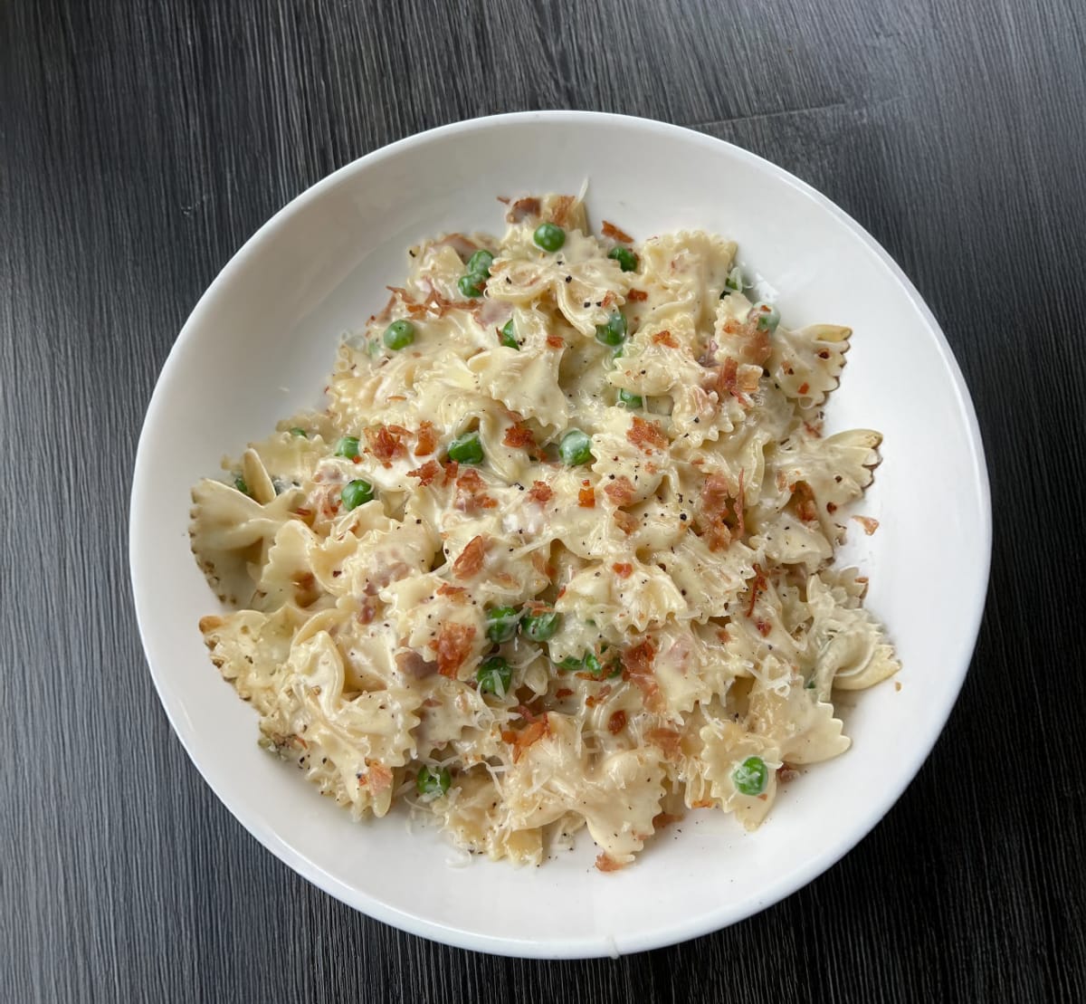 Creamy Bowtie Pasta with Peas and Prosciutto