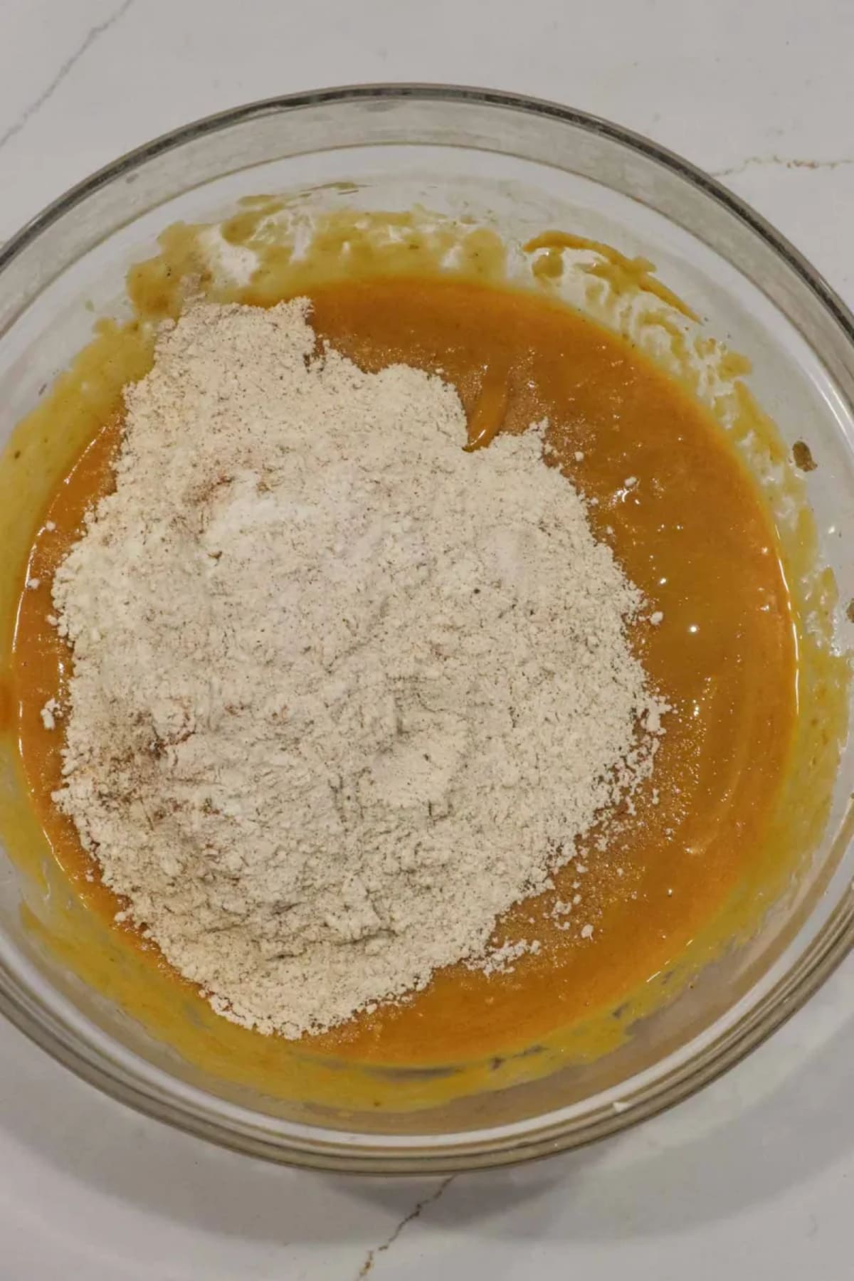 Pumpkin Cupcakes with Cinnamon Cream Cheese Frosting