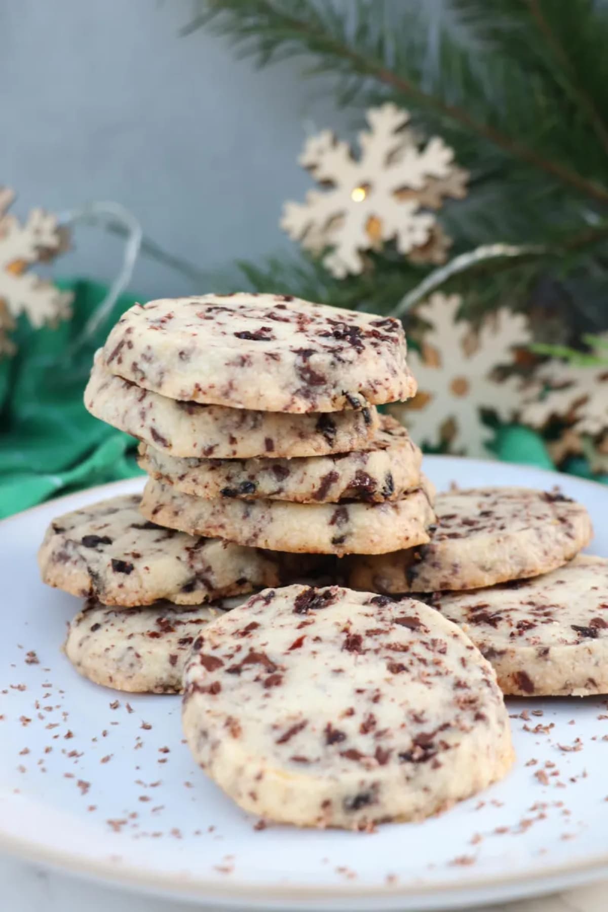 Almond Shortbread Cookies with Chocolate and Cherries