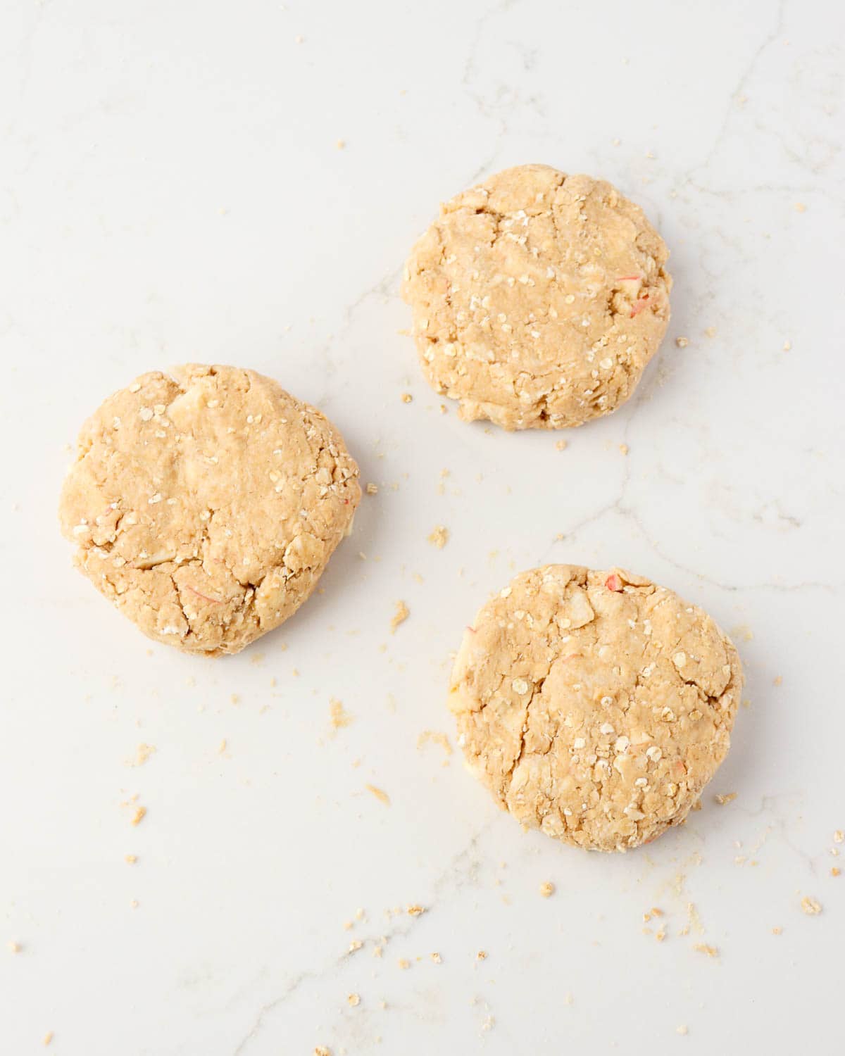 Apple Cinnamon Oatmeal Scones