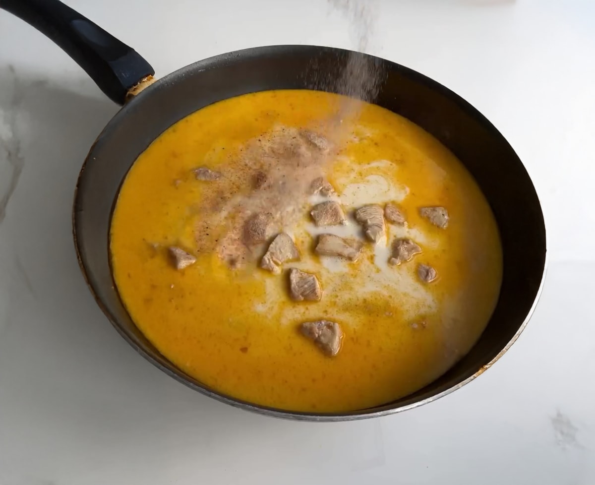 One Pot Chicken Broccoli Alfredo Pasta