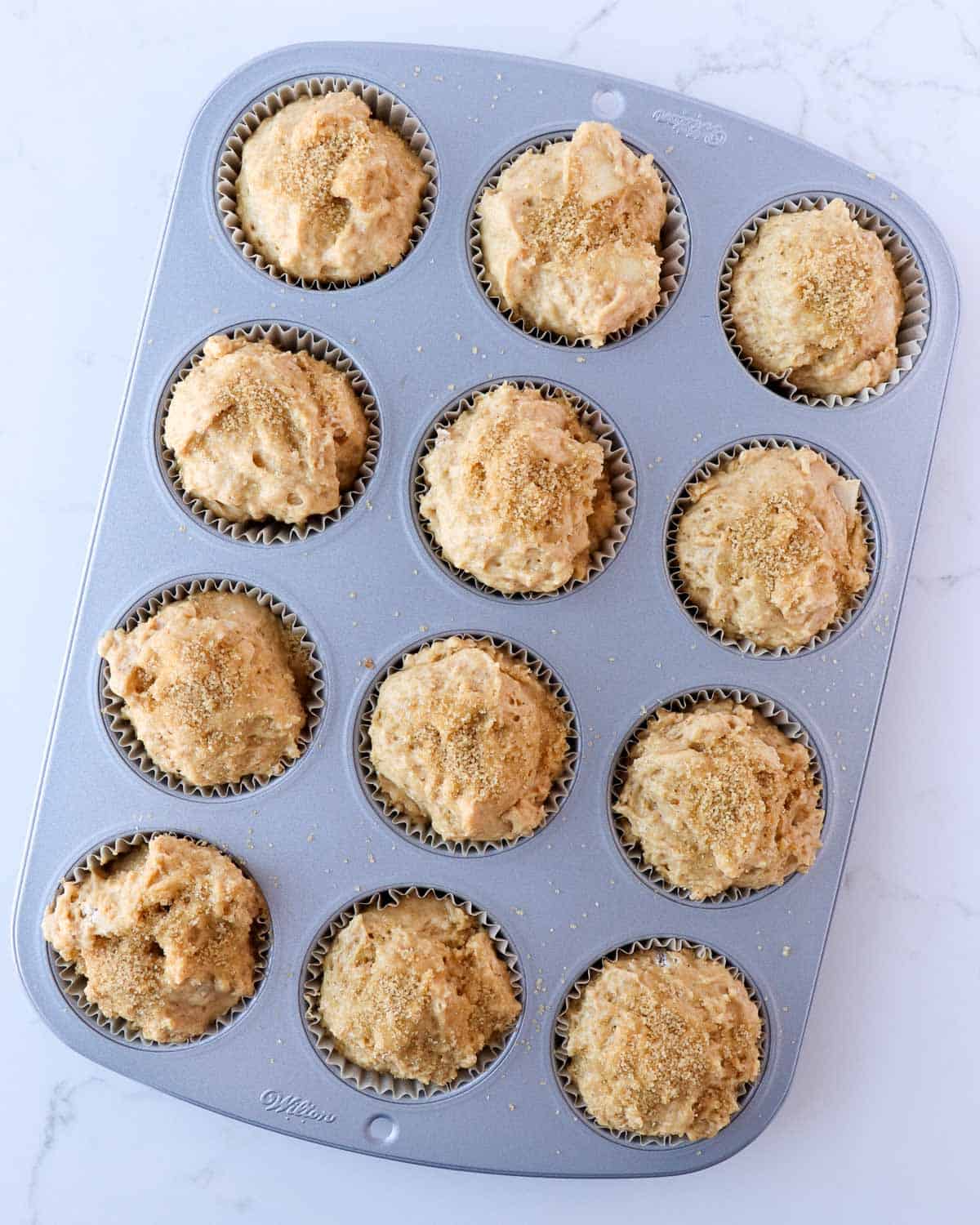 Easy Apple Spice Muffins (with applesauce)