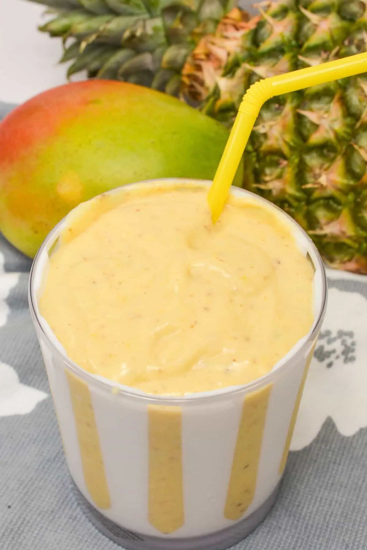 Mango Pineapple Smoothie
