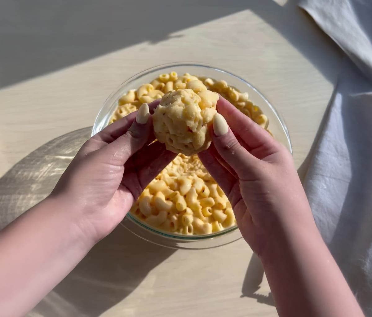 Fried Mac & Cheese Balls
