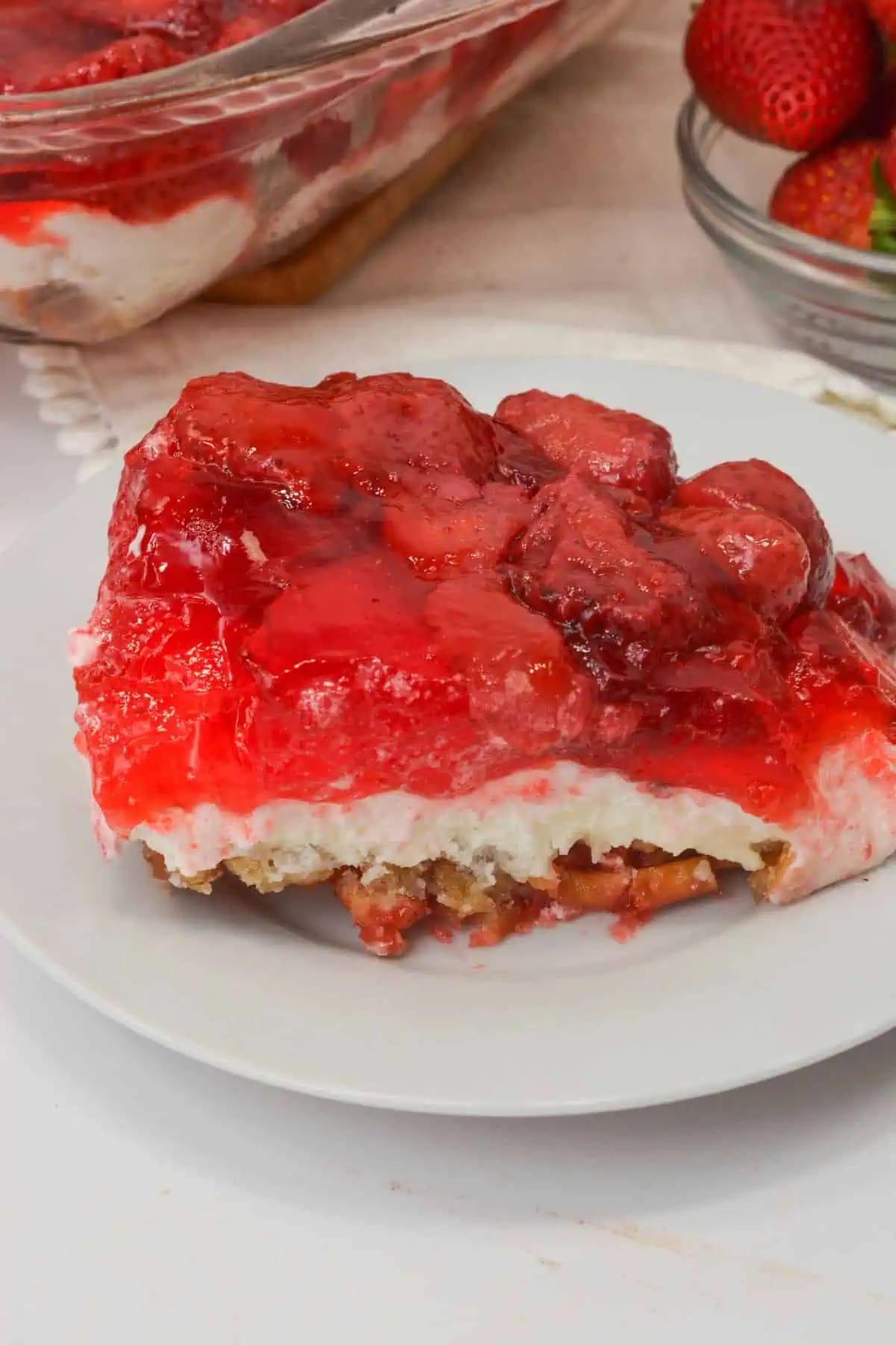 Strawberry Pretzel Jello Salad