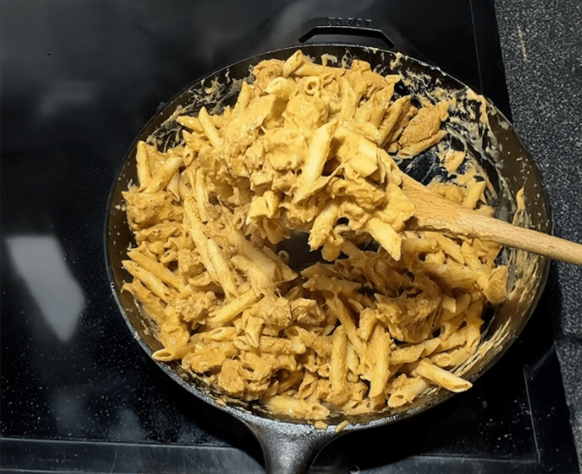 High-Protein Cajun Chicken Alfredo (Meal Prep)