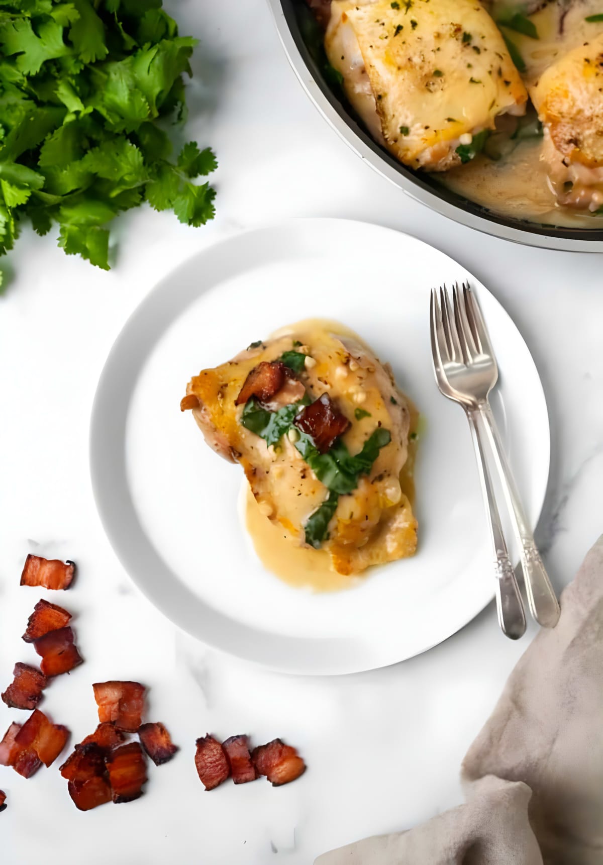 Whole30 Creamy Spinach Bacon Chicken