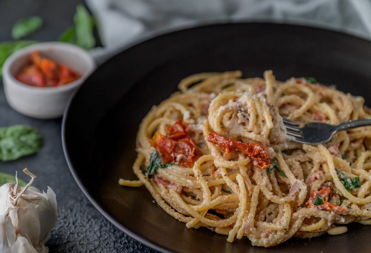 Vegan Sun Dried Tomato Pasta
