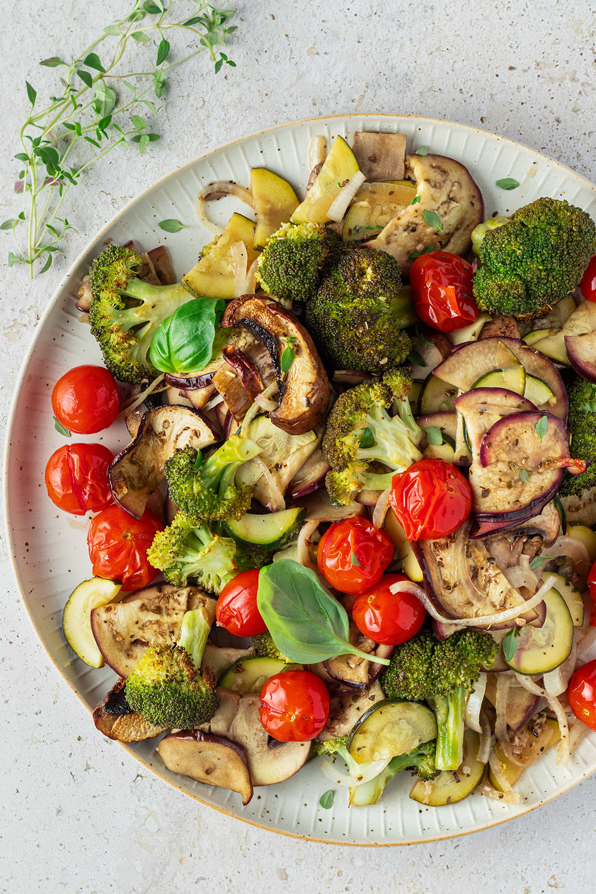 Easy Mediterranean Roasted Vegetables